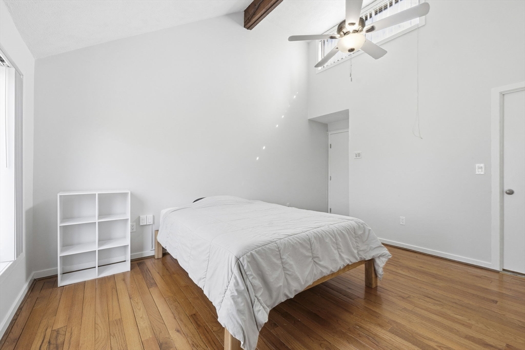 Cambridge, Massachusetts, 02138, United States, 3 Bedrooms Bedrooms, ,3 BathroomsBathrooms,Residential,For Sale,2040647
