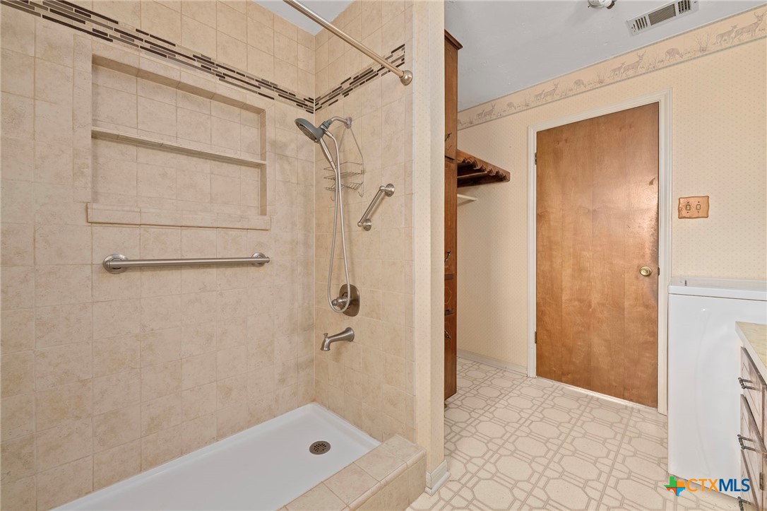 Killeen, Texas, 76549, United States, 3 Bedrooms Bedrooms, ,1 BathroomBathrooms,Residential,For Sale,1906689
