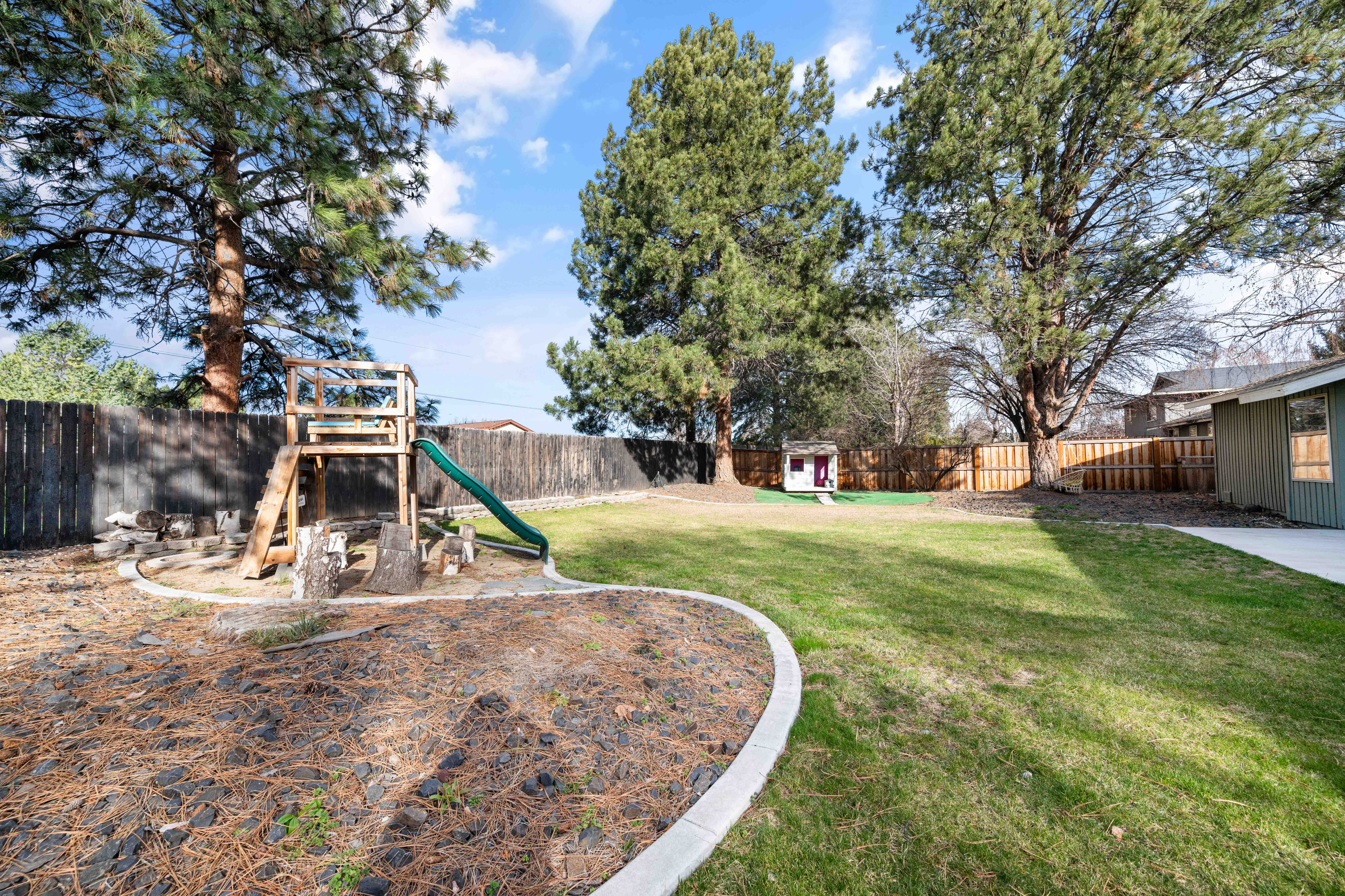  Welcomes you With Comfort and Functionality in All the Right Places - 物件實景