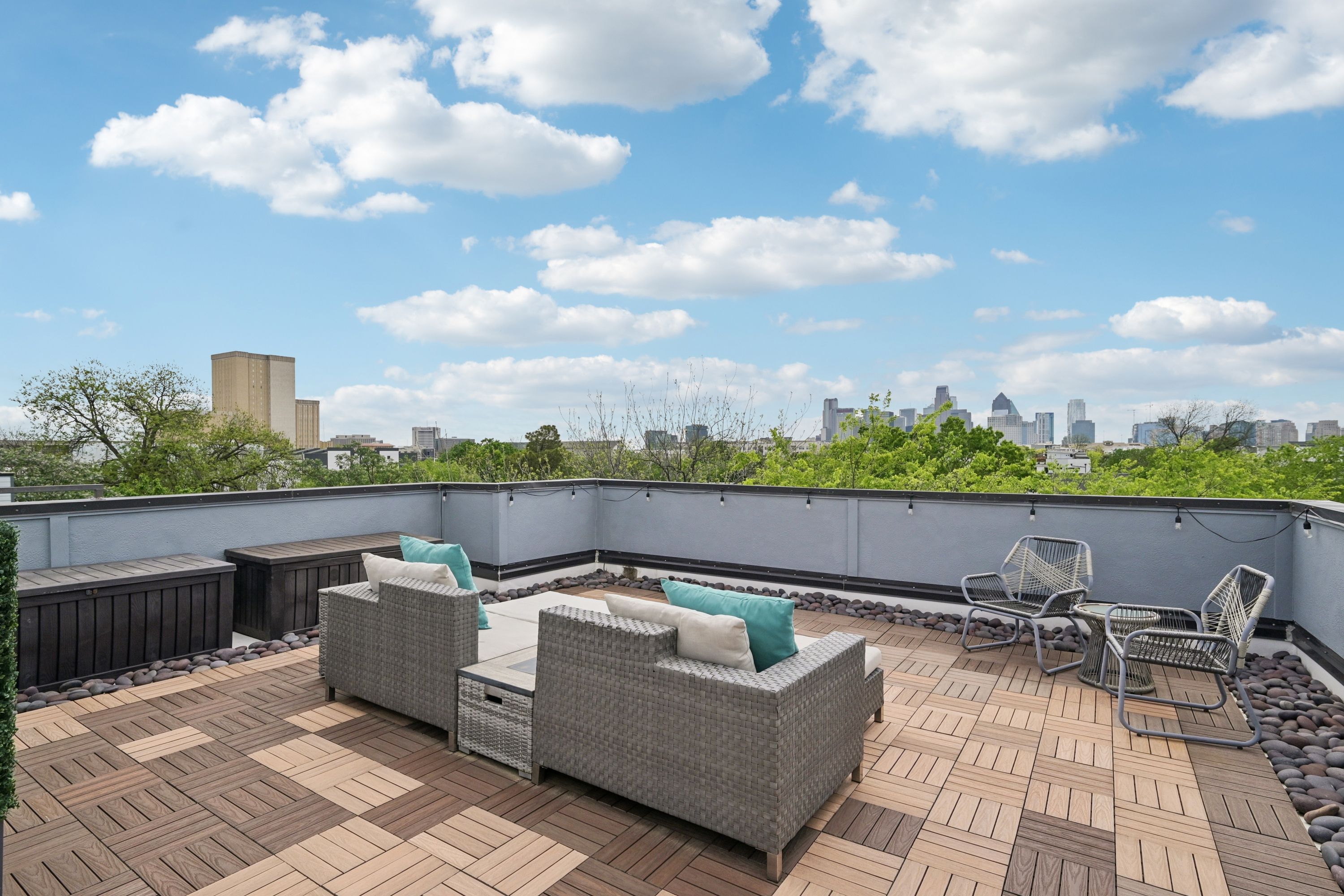  Rooftop Retreat with Skyline Scenery - 物件實景