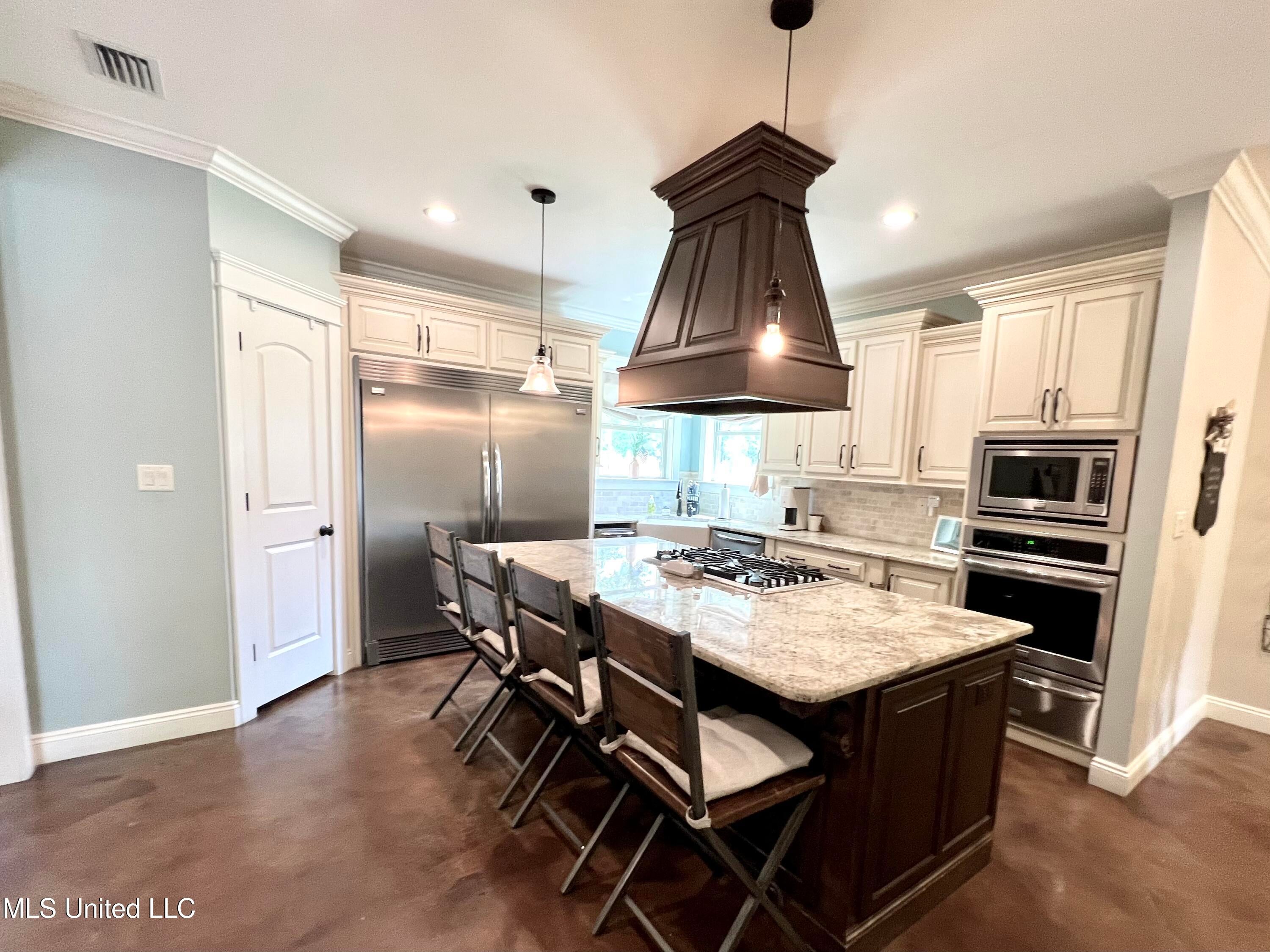Lucedale, Mississippi, 39452, United States, 4 Bedrooms Bedrooms, ,3 BathroomsBathrooms,Residential,For Sale,1890543
