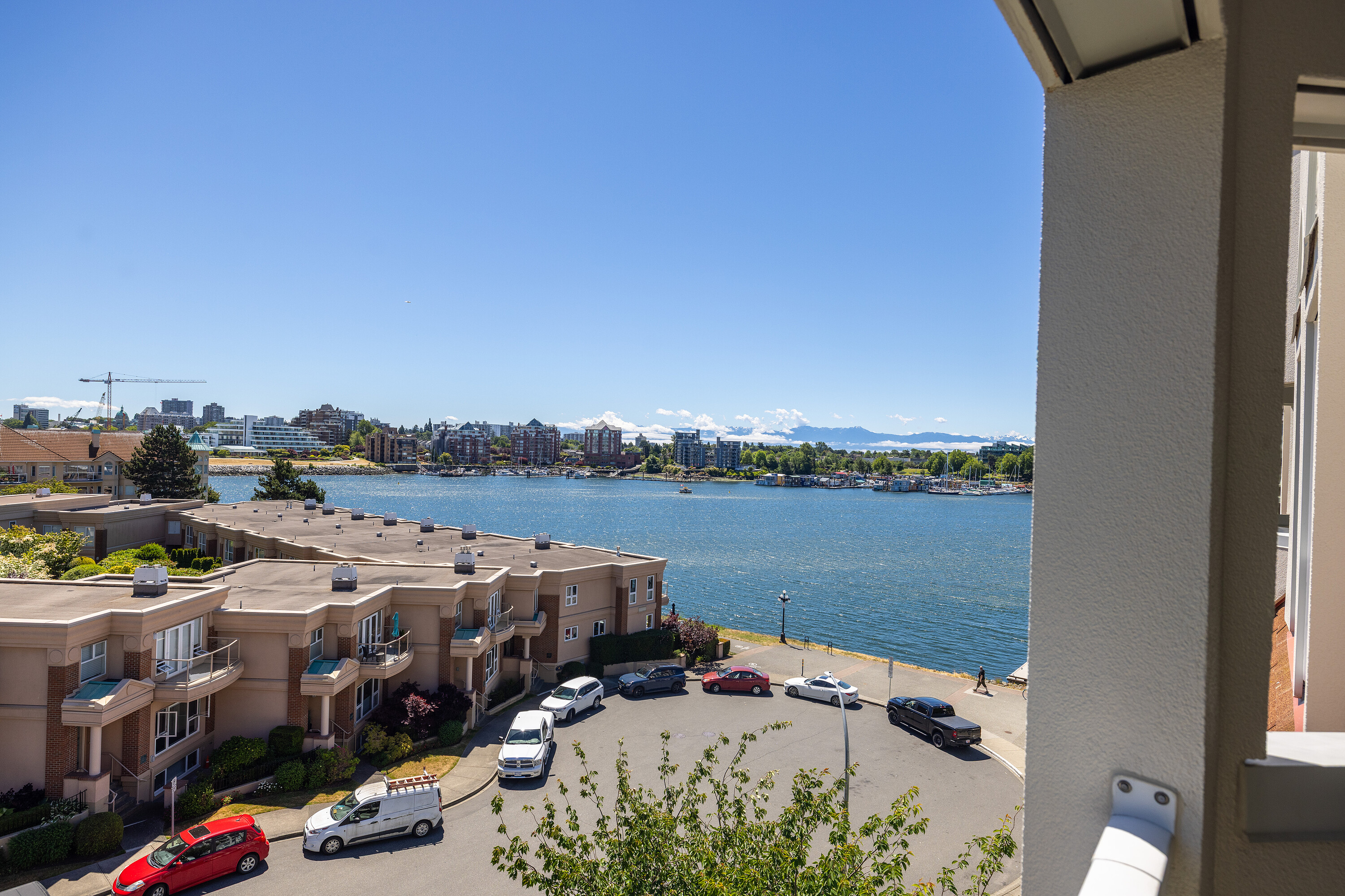  Elevated Waterfront Living - 物件實景