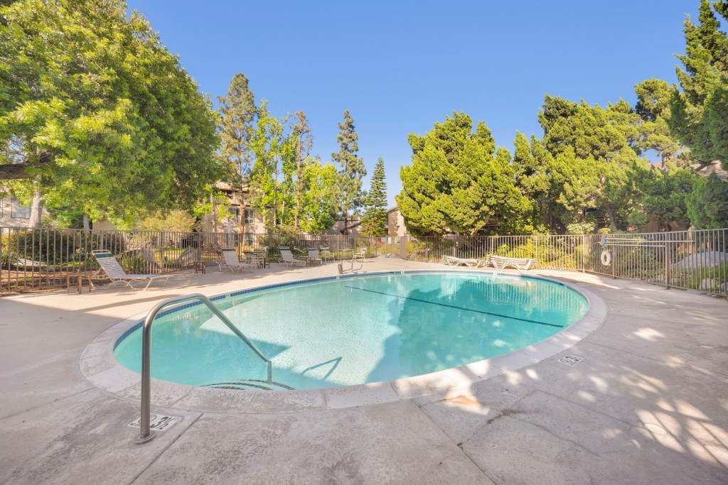 Long Beach, California, 90815, United States, 1 Bedroom Bedrooms, ,1 BathroomBathrooms,Residential,For Sale,1864208