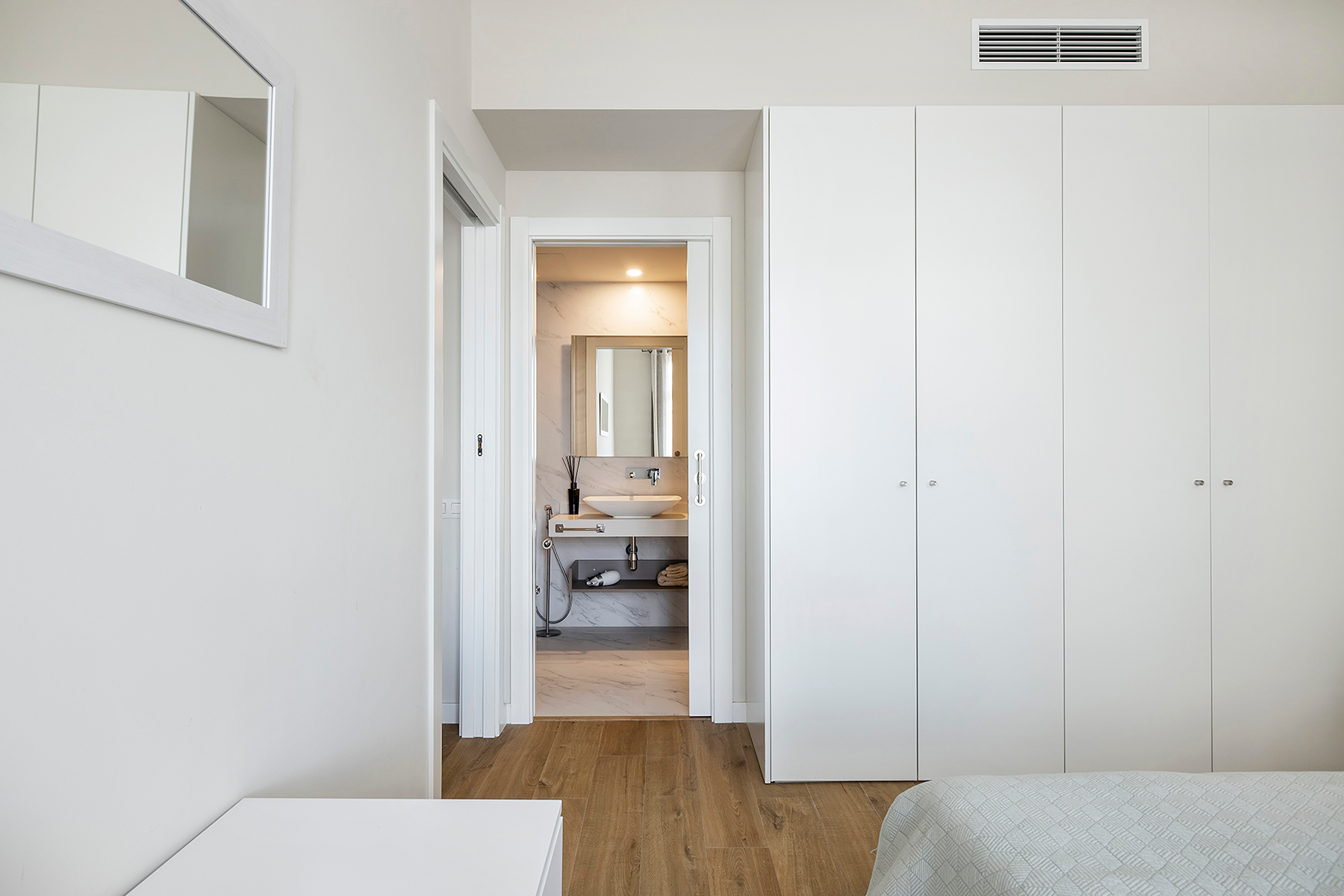  Modern apartment on high floor with sea and harbour views - 物件實景