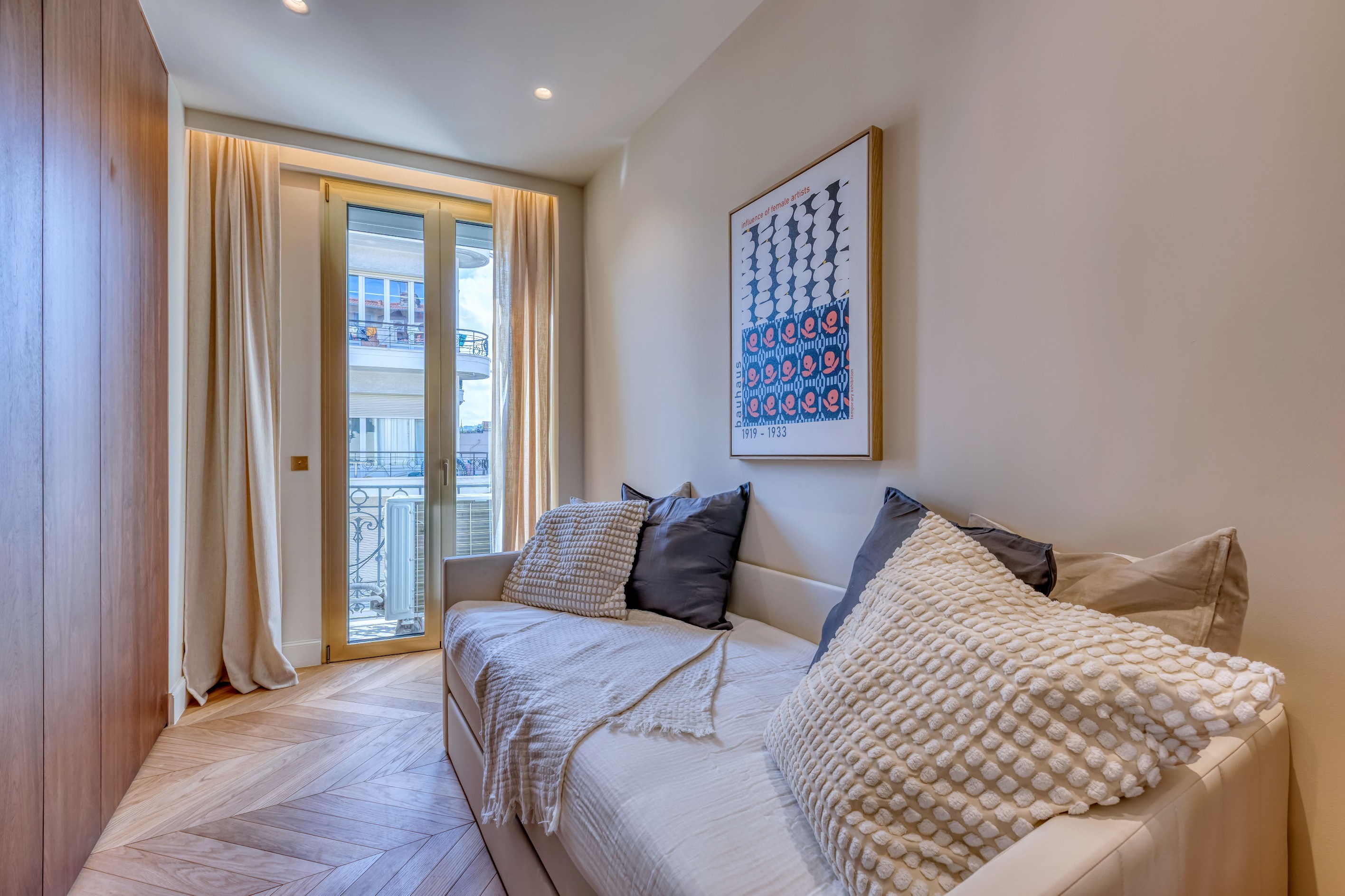  Character-filled three-bedroom apartment in Nice