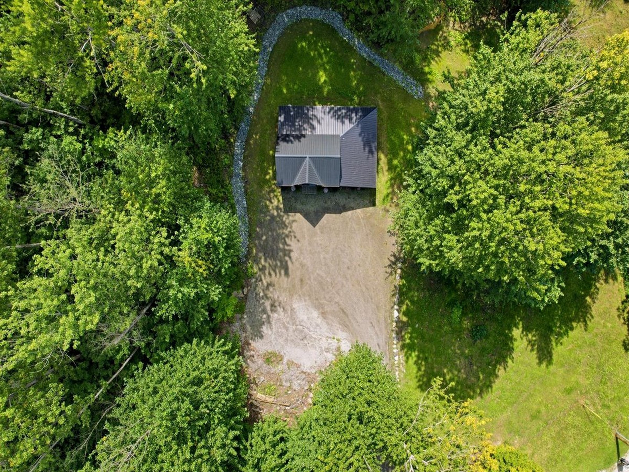  2734 Gore Road - 物件實景