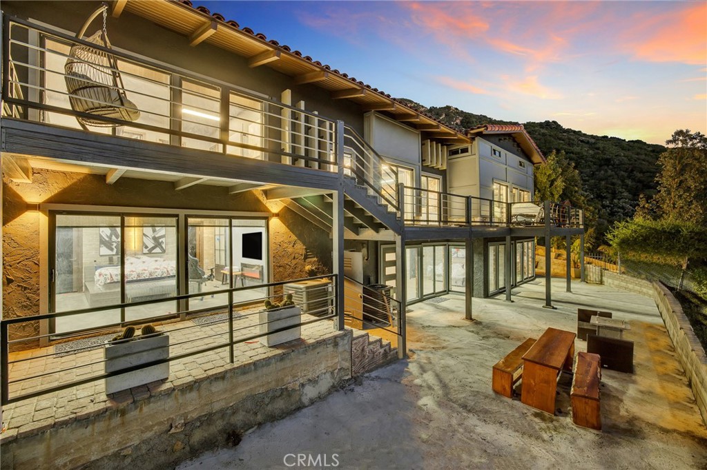 Calabasas, California, 91302, United States, 5 Bedrooms Bedrooms, ,3 BathroomsBathrooms,Residential,For Sale,1742769