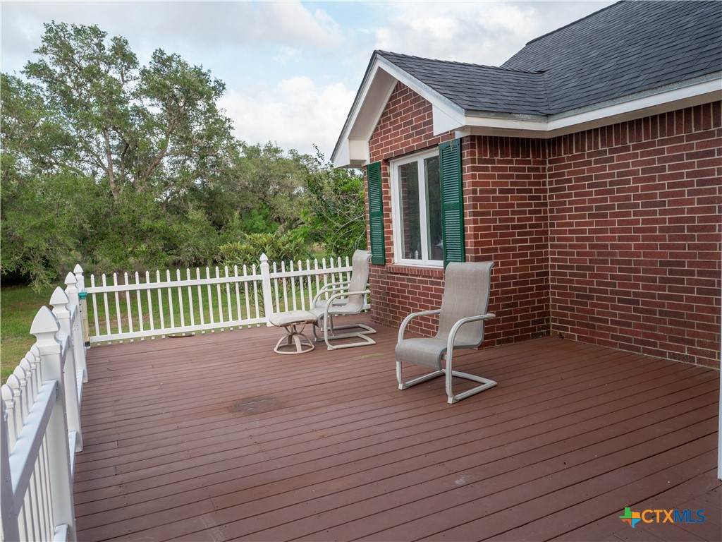 Victoria, Texas, 77905, United States, 5 Bedrooms Bedrooms, ,4 BathroomsBathrooms,Residential,For Sale,1989033