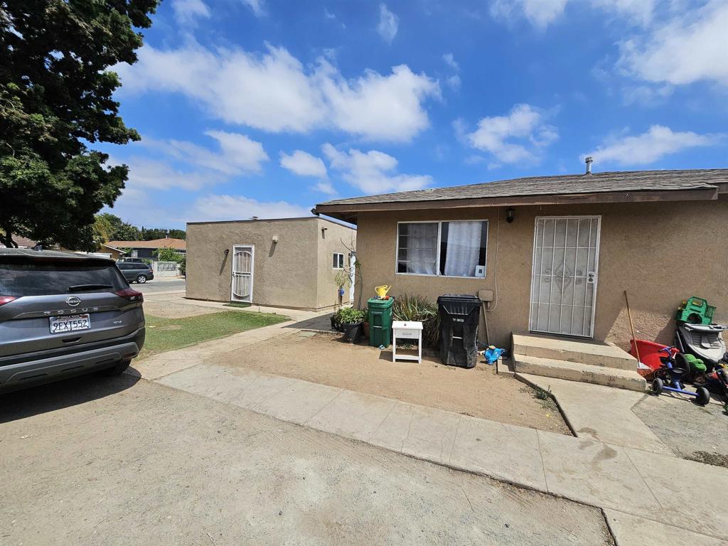 San Diego, California, 92102, United States, 6 Bedrooms Bedrooms, ,3 BathroomsBathrooms,Residential,For Sale,1903325