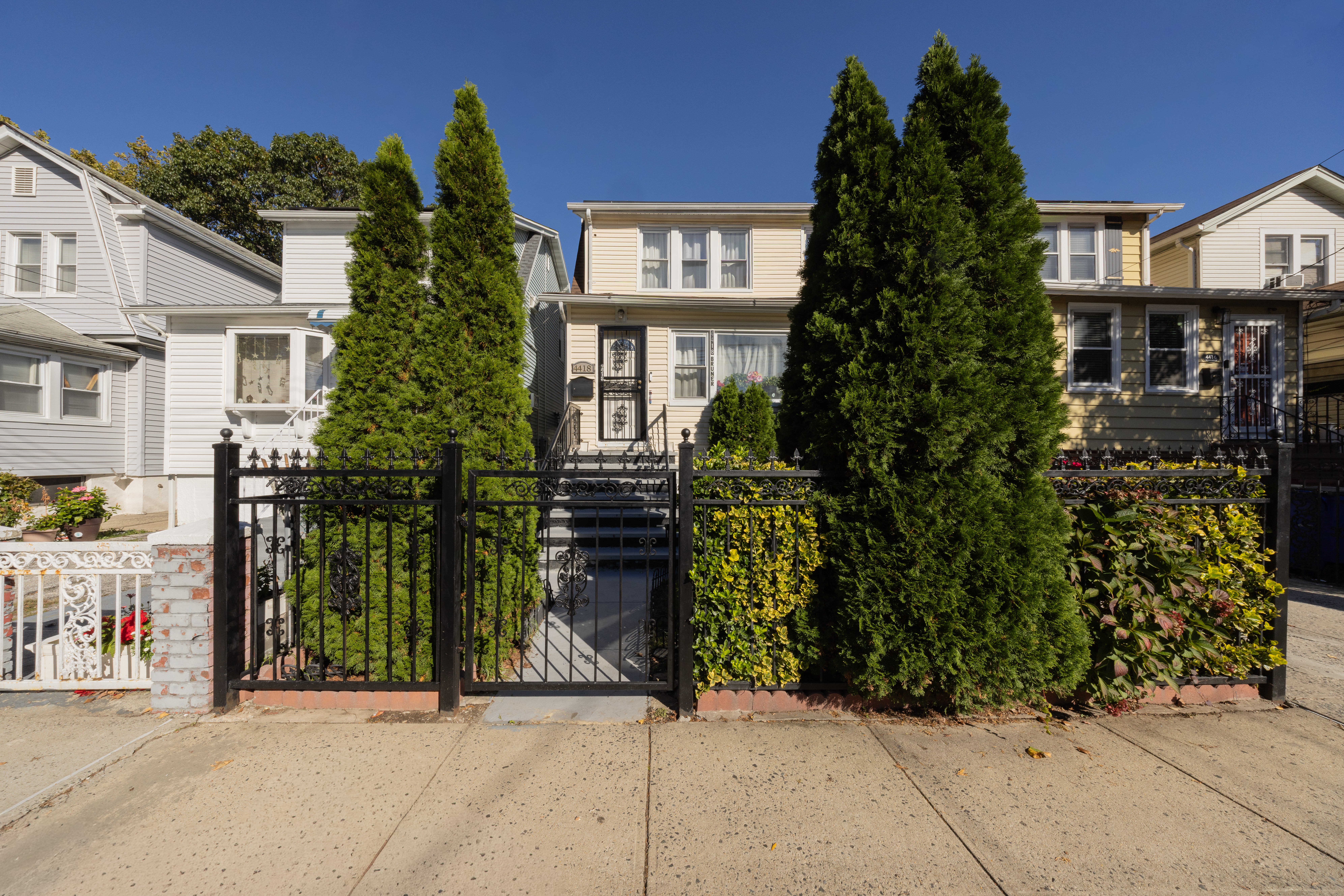  4418 Bruner Avenue - 物件實景