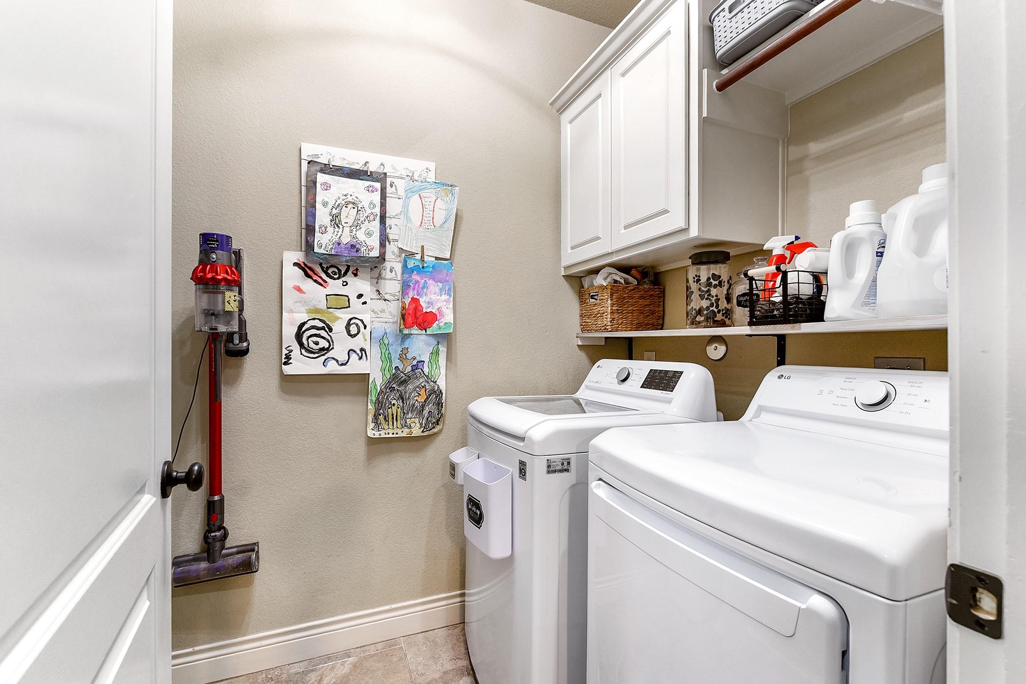 Katy, Texas, 77494, United States, 5 Bedrooms Bedrooms, ,5 BathroomsBathrooms,Residential,For Sale,2048040