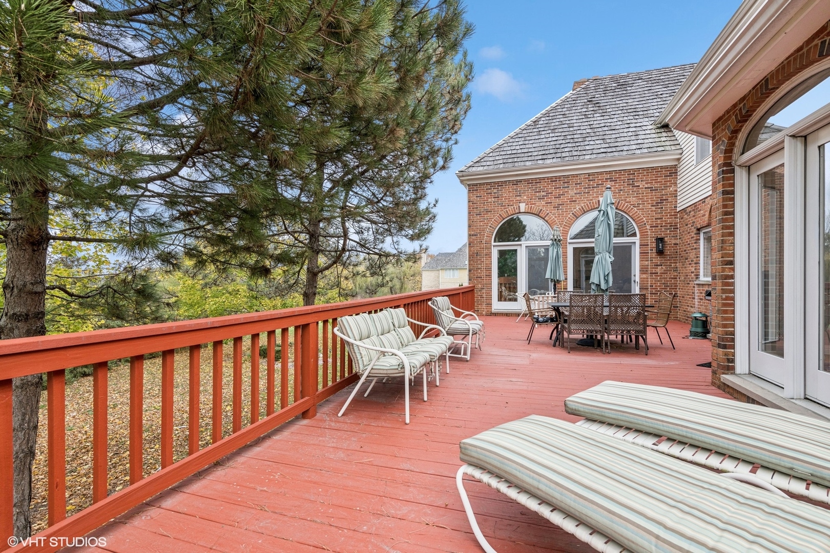 Inverness, Illinois, 60010, United States, 5 Bedrooms Bedrooms, ,6 BathroomsBathrooms,Residential,For Sale,1927406