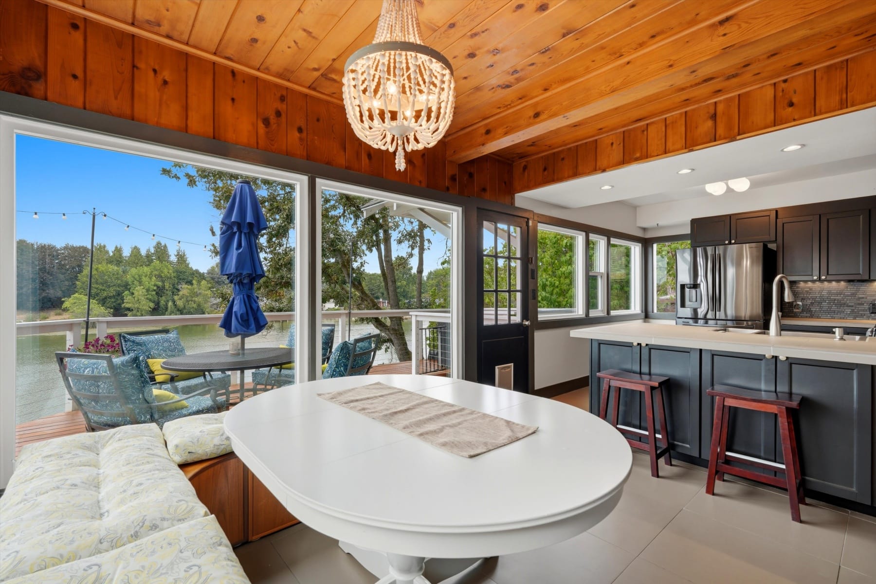  21345 NE INTERLACHEN LN Fairview, OR 97024 - 物件實景