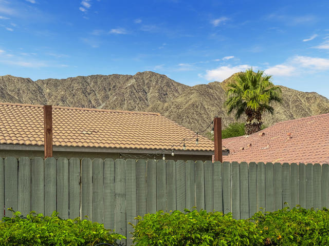 La Quinta, California, 92253, United States, 3 Bedrooms Bedrooms, ,2 BathroomsBathrooms,Residential,For Sale,1996632