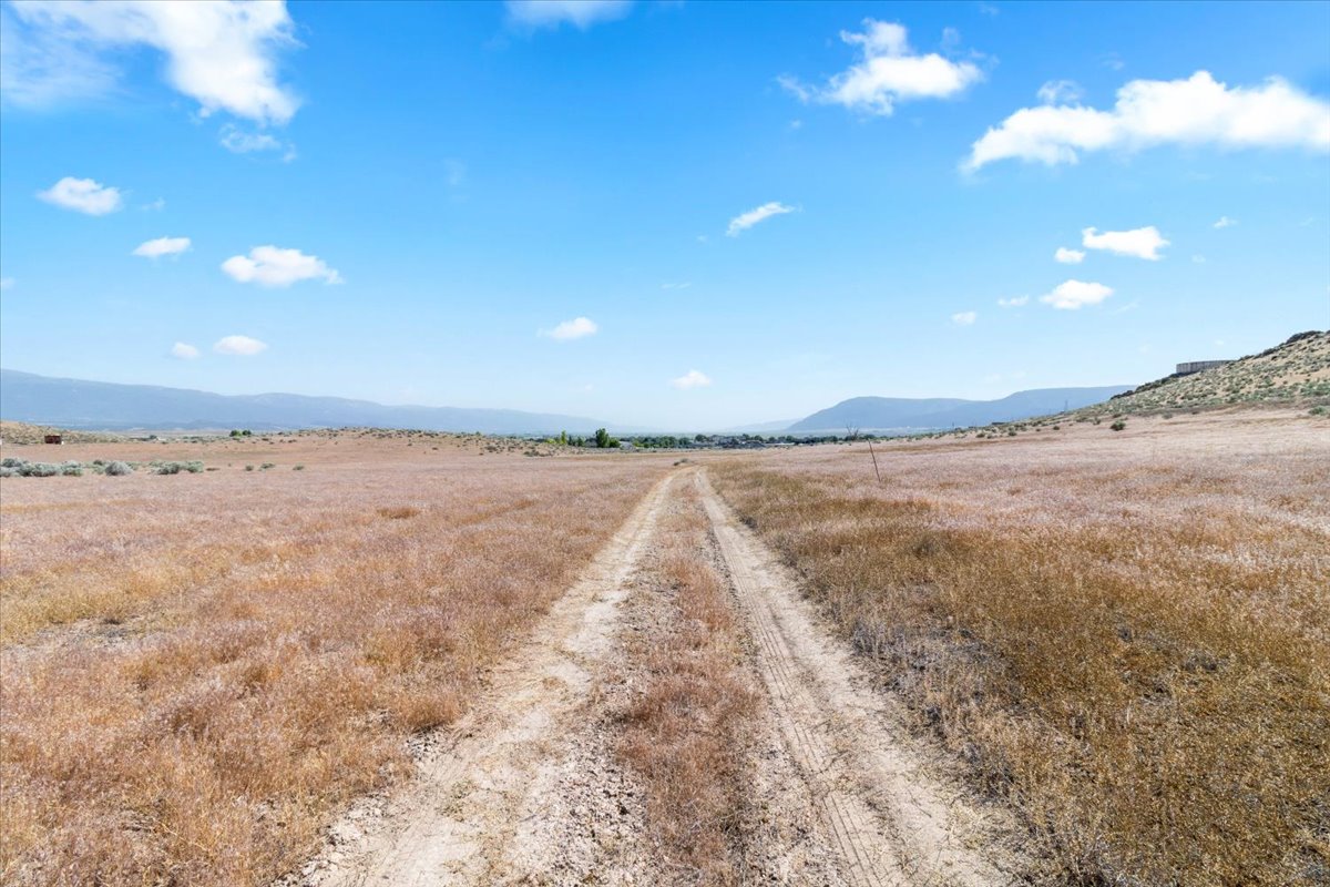 Moroni, Utah, 84646, United States, ,Land,For Sale,1973809