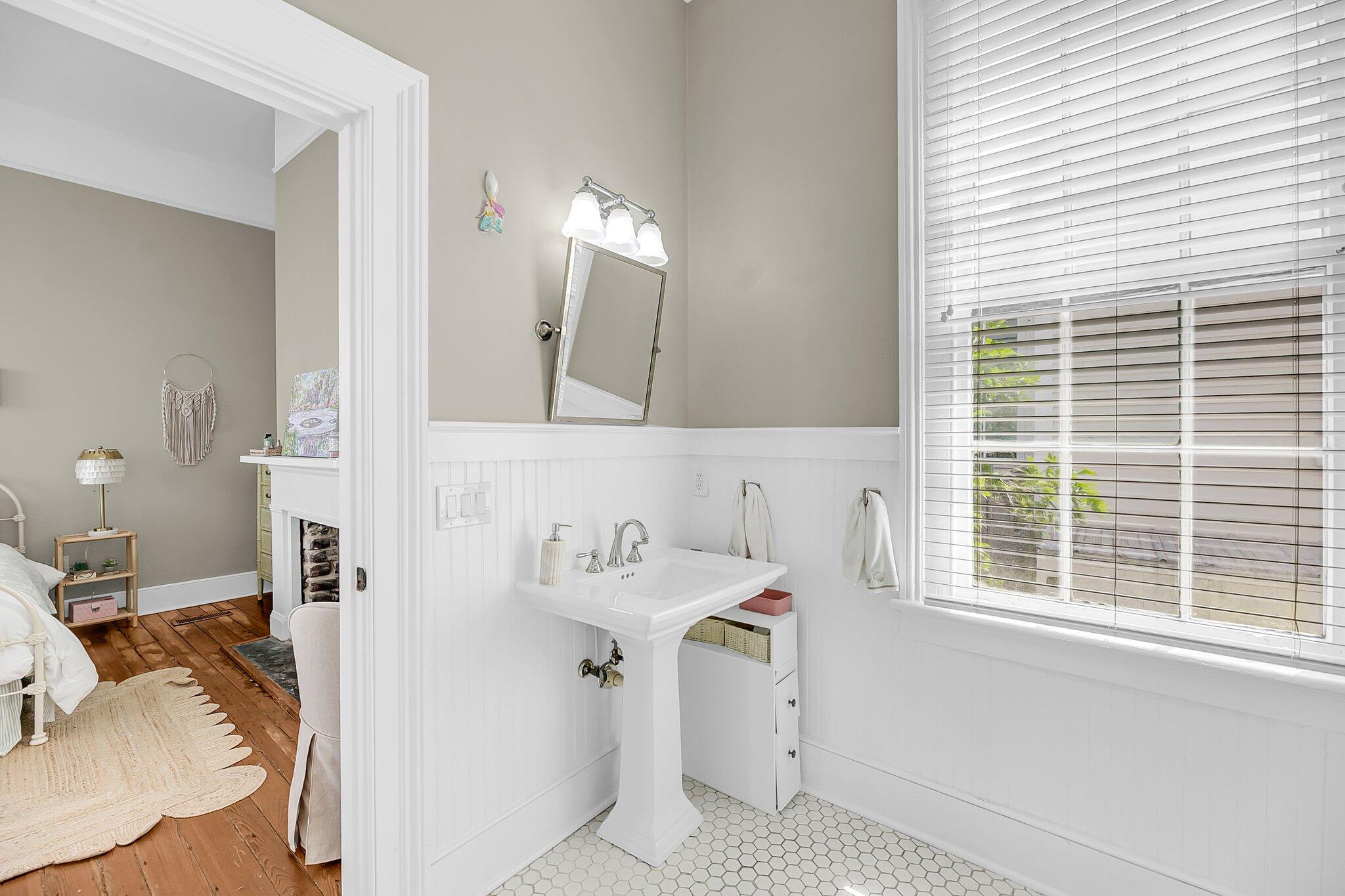 Charleston, South Carolina, 29403, United States, 3 Bedrooms Bedrooms, ,3 BathroomsBathrooms,Residential,For Sale,1875123