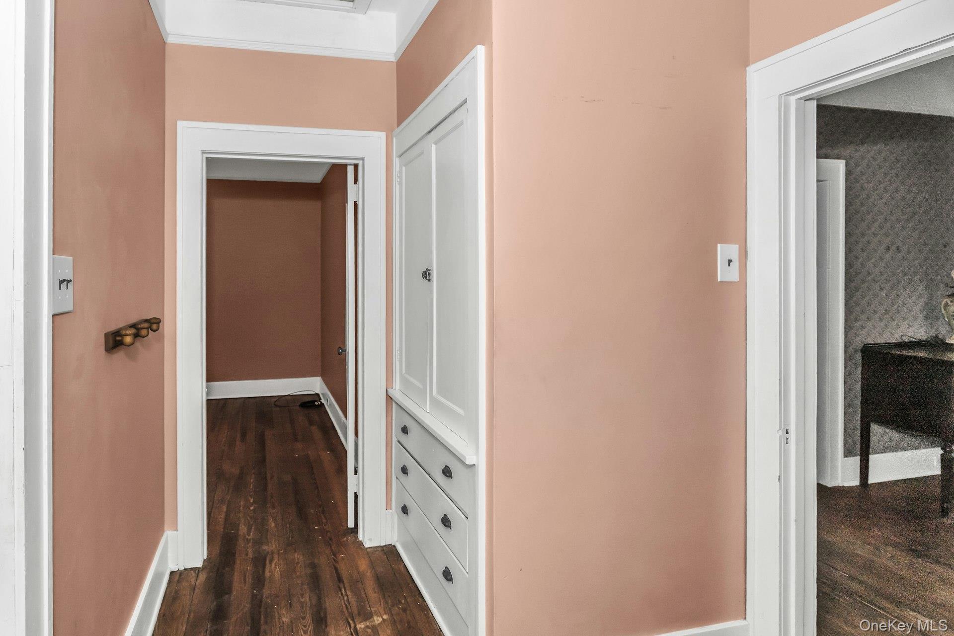 Northport, New York, 11768, United States, 2 Bedrooms Bedrooms, ,1 BathroomBathrooms,Residential,For Sale,1987614