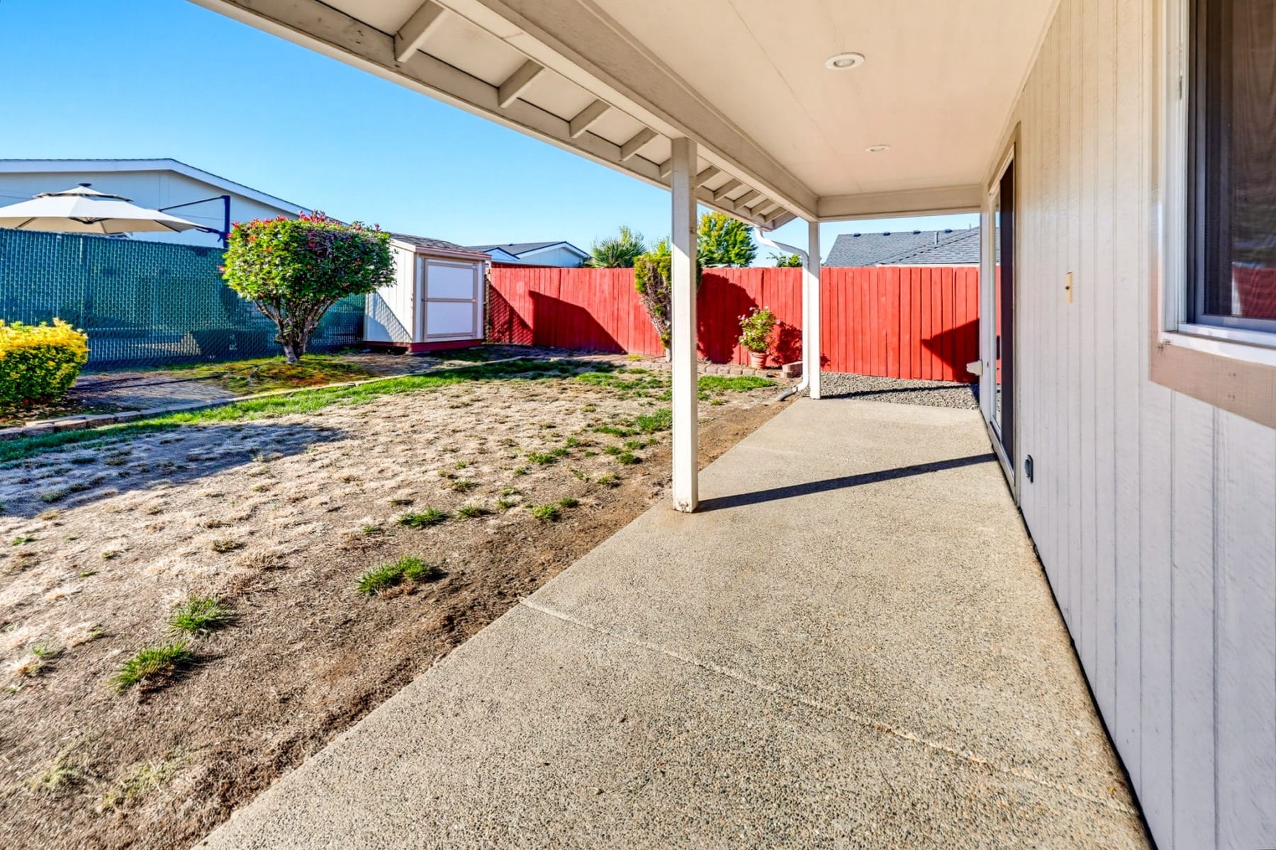  2300 Savannah Drive Central Point, OR 97502 - 物件實景