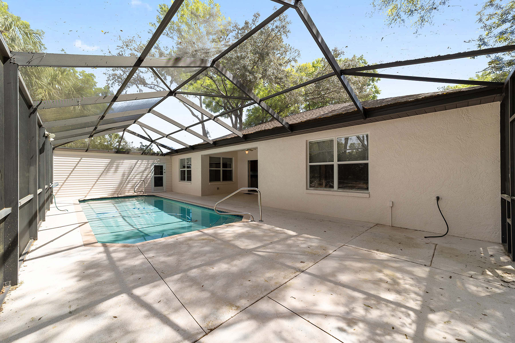  DUNNELLON - 物件實景