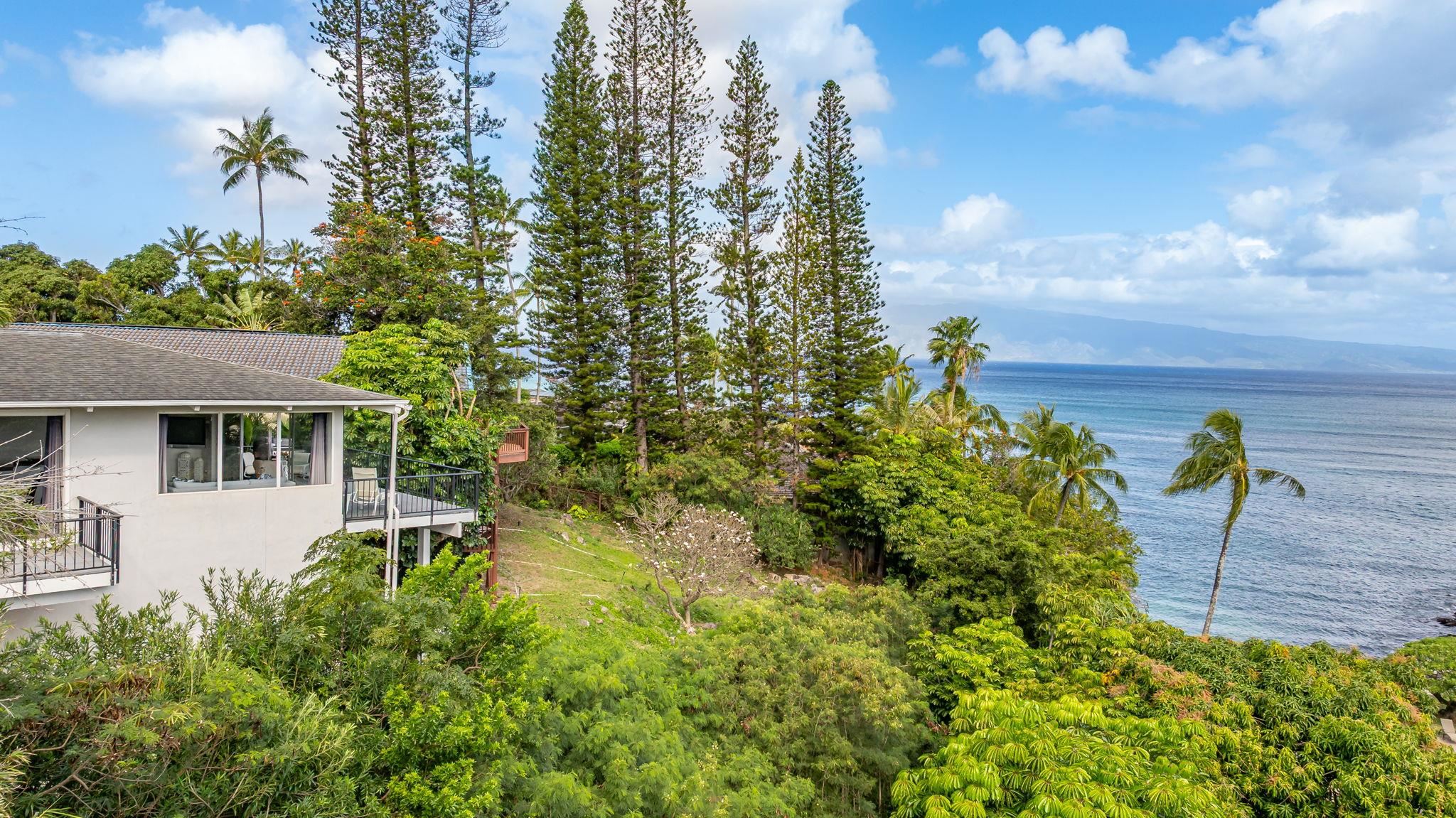 Lahaina, Hawaii, 96761, United States, 4 Bedrooms Bedrooms, ,5 BathroomsBathrooms,Residential,For Sale,1730605