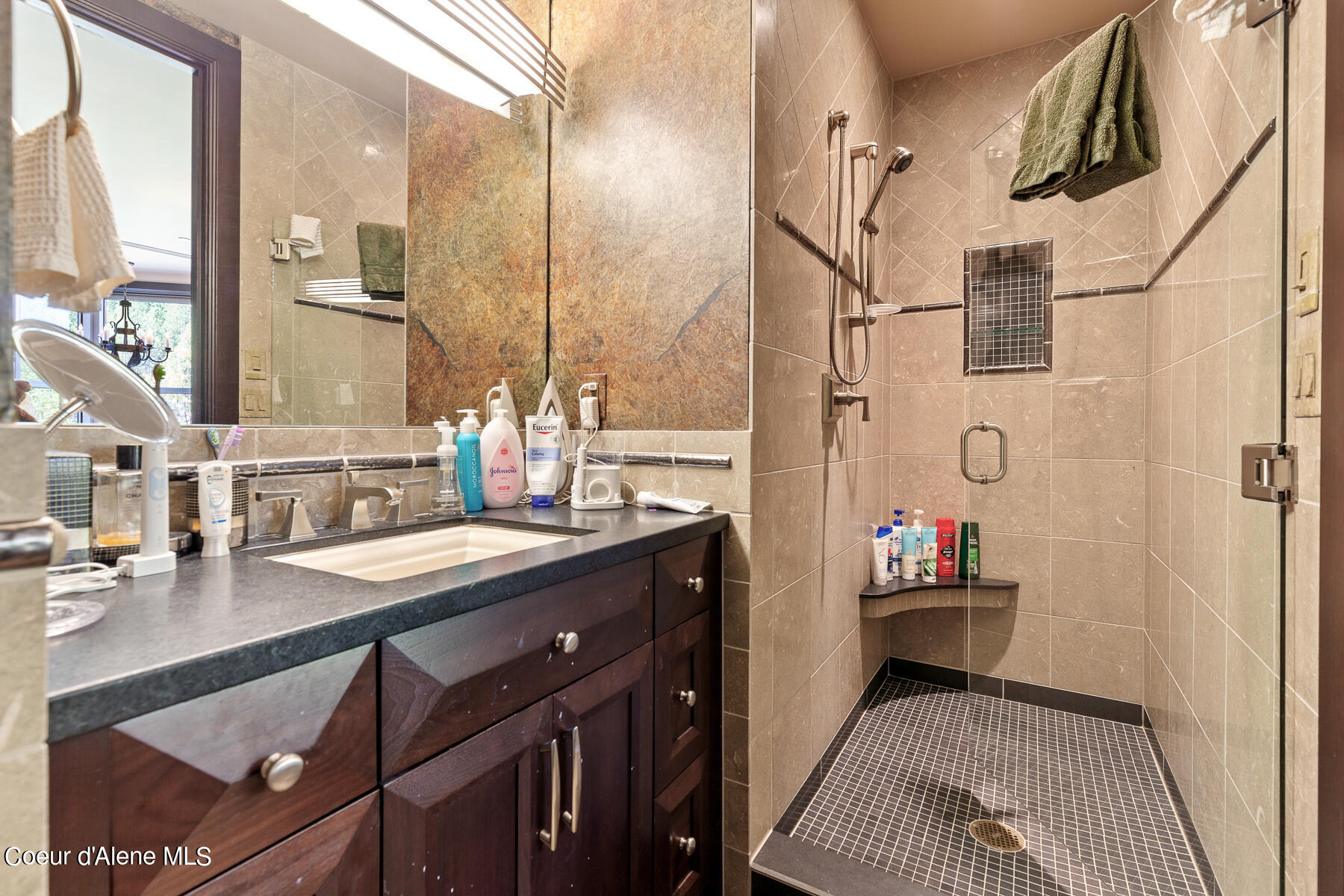 2022 S. Island Green Dr., Coeur d'Alene, Idaho, 83814, United States, 4 Bedrooms Bedrooms, ,5 BathroomsBathrooms,Residential,For Sale,2022 S. Island Green Dr.,1617972