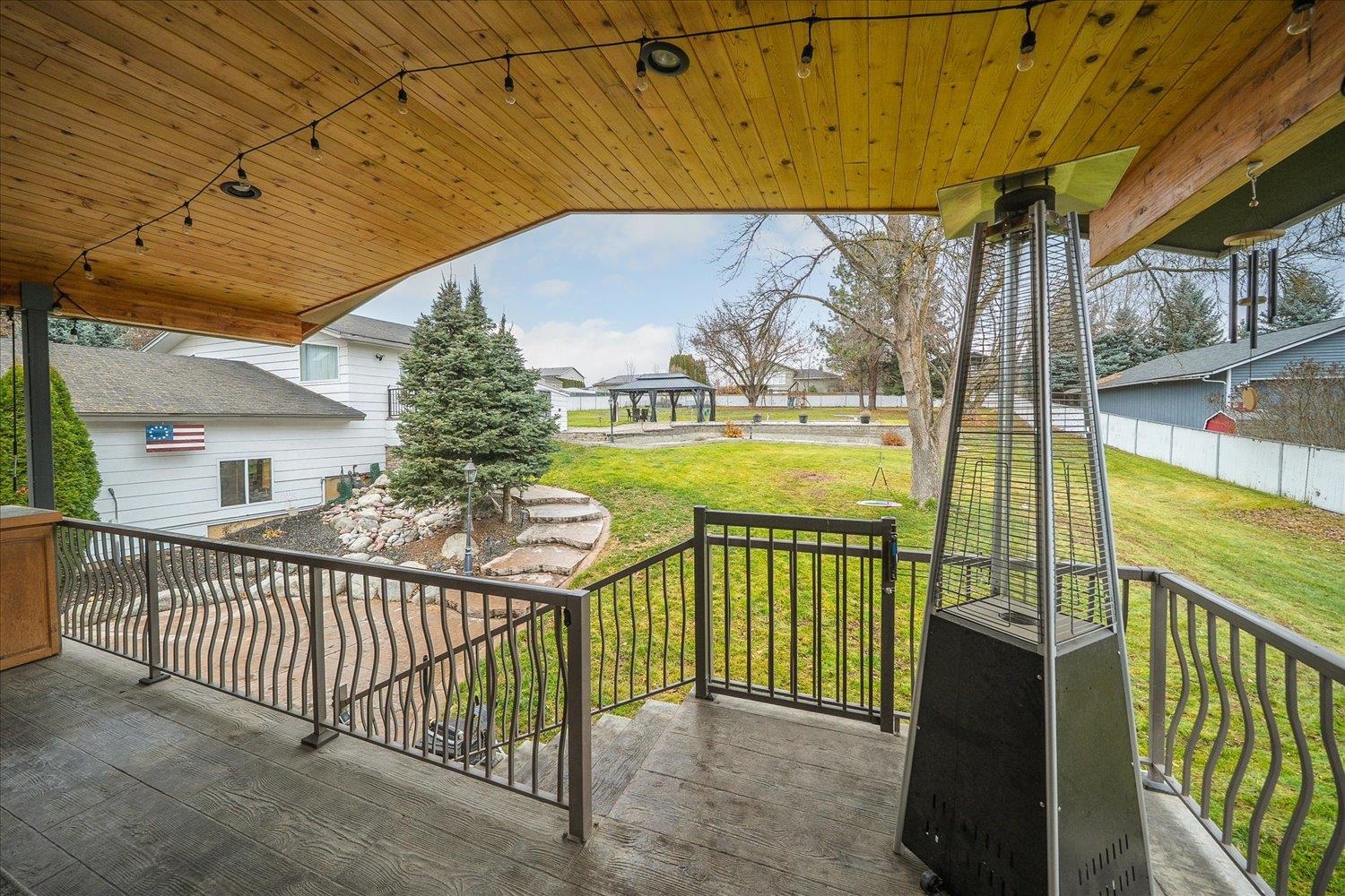 Colbert, Washington, 99005, United States, 5 Bedrooms Bedrooms, ,3 BathroomsBathrooms,Residential,For Sale,1998044