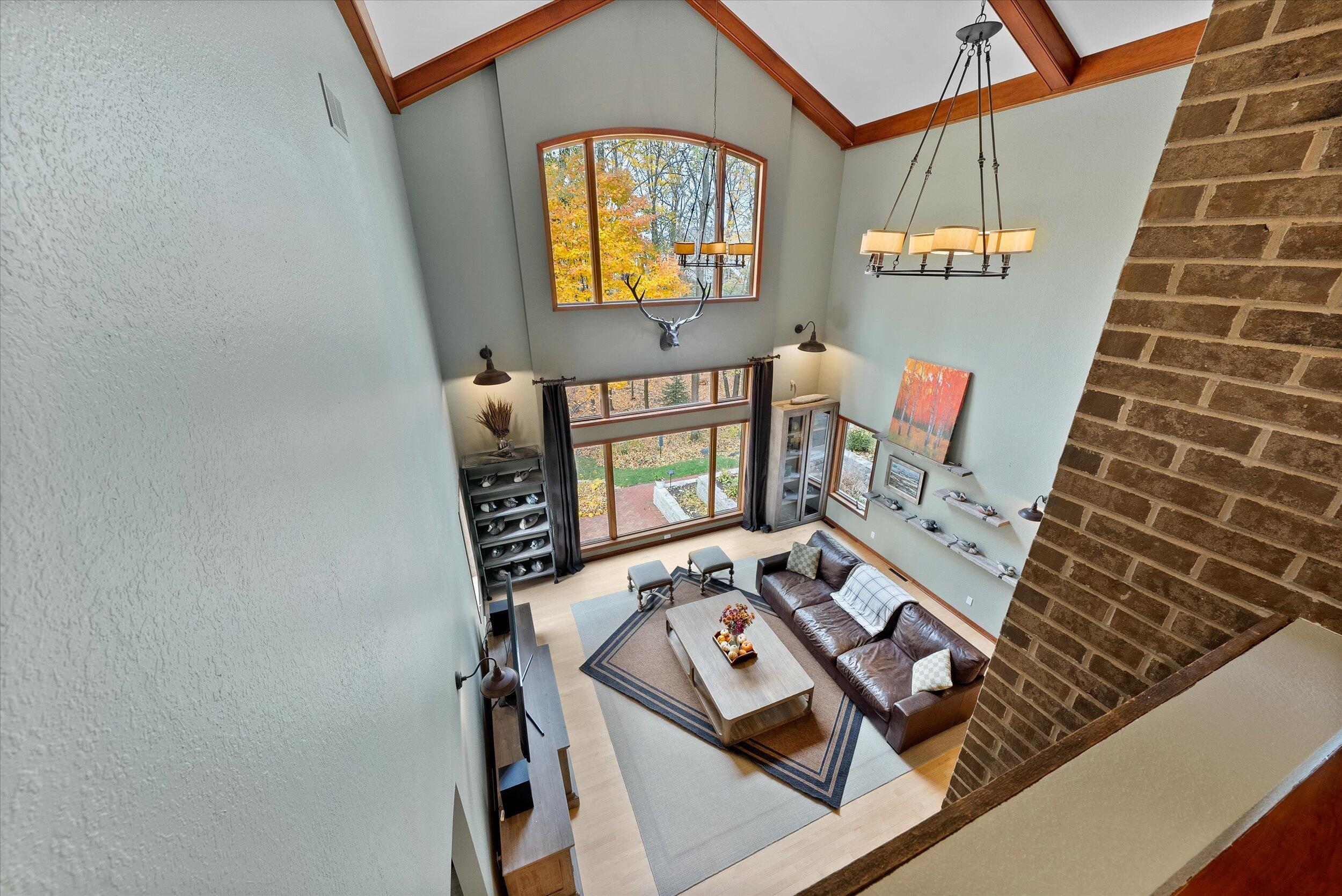 Grafton, Wisconsin, 53024, United States, 4 Bedrooms Bedrooms, ,6 BathroomsBathrooms,Residential,For Sale,1989565