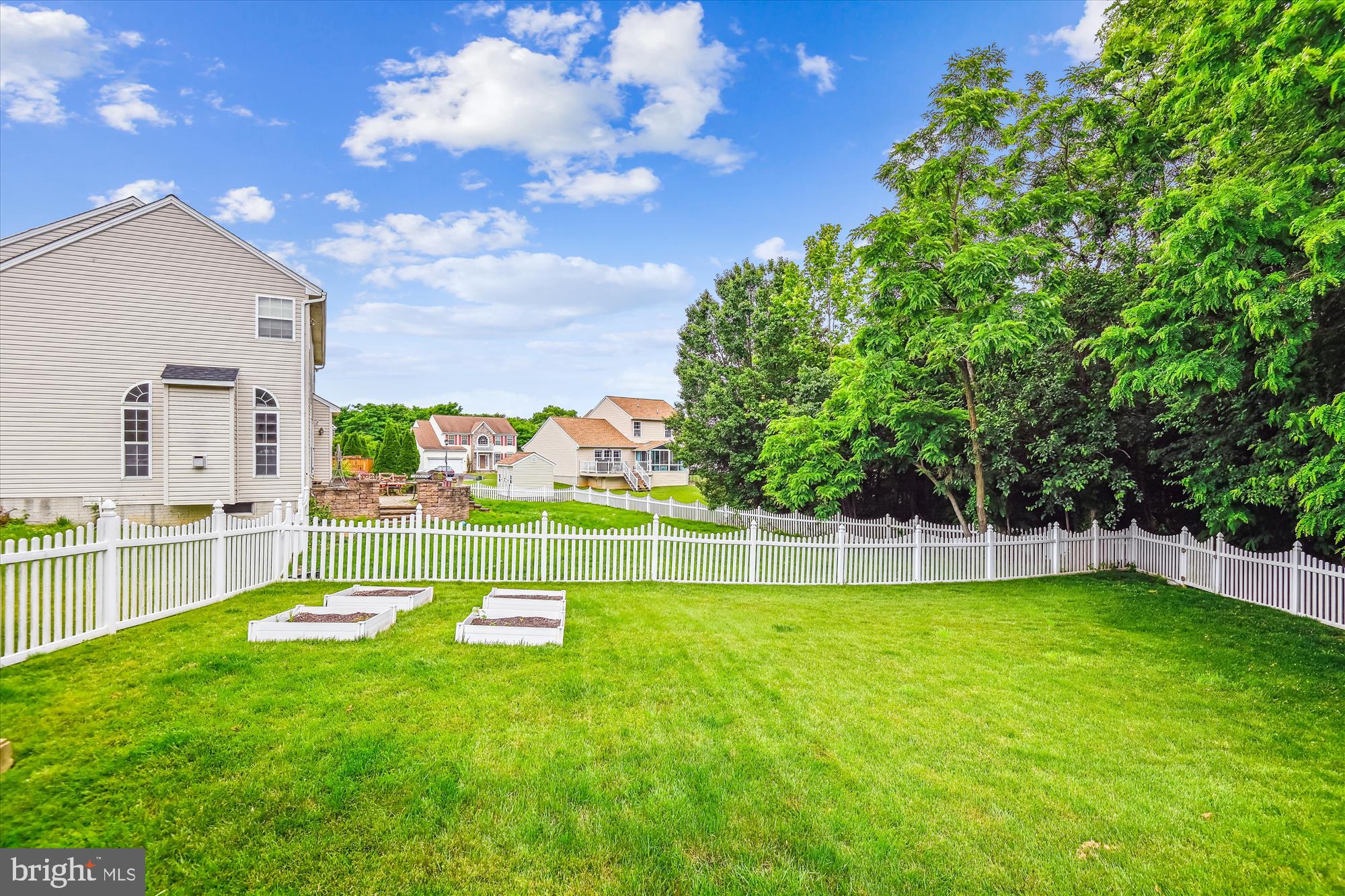Baltimore, Maryland, 21221, United States, 3 Bedrooms Bedrooms, ,3 BathroomsBathrooms,Residential,For Sale,1881535