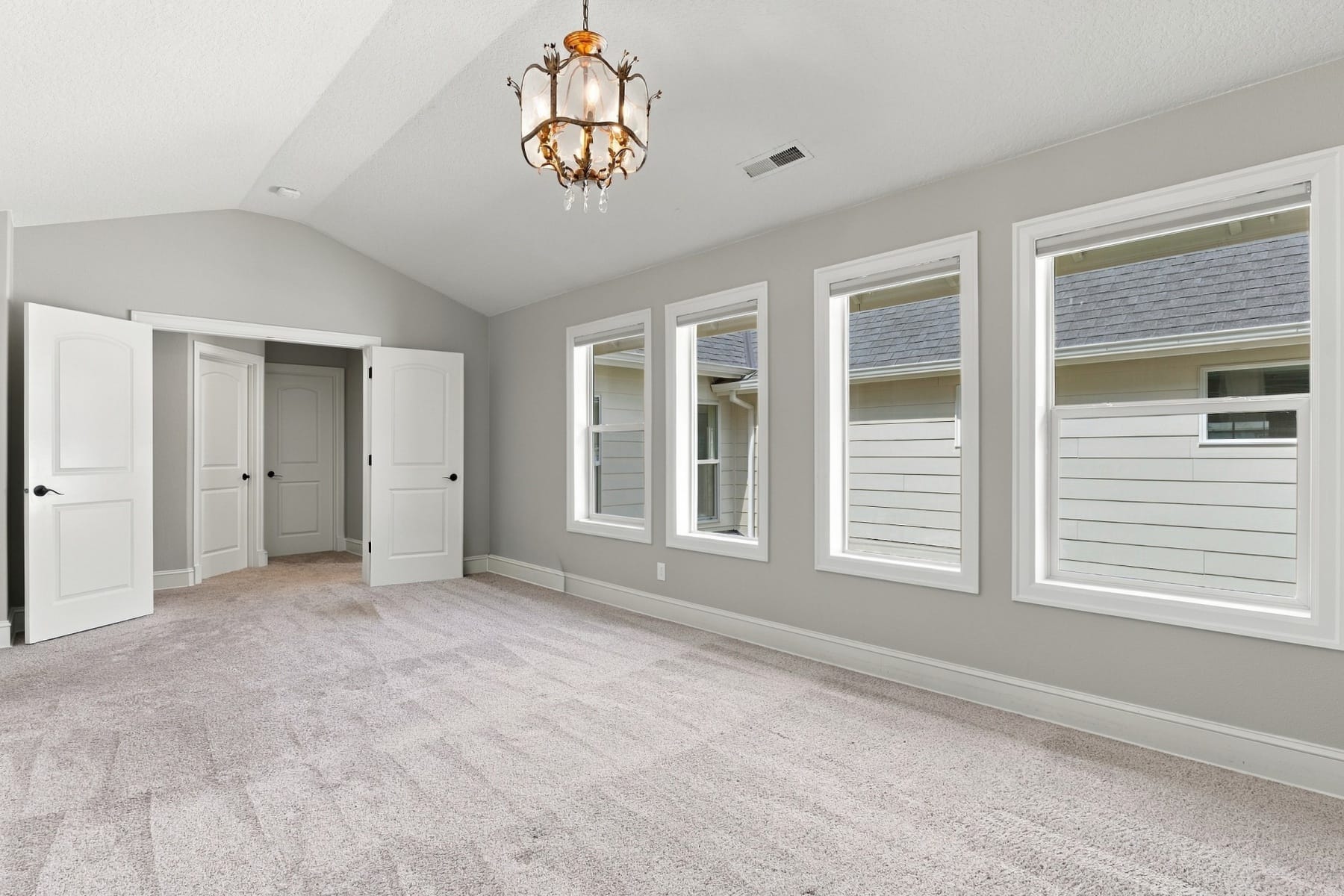  10340 SW HELENIUS ST Tualatin, OR 97062 - 物件實景