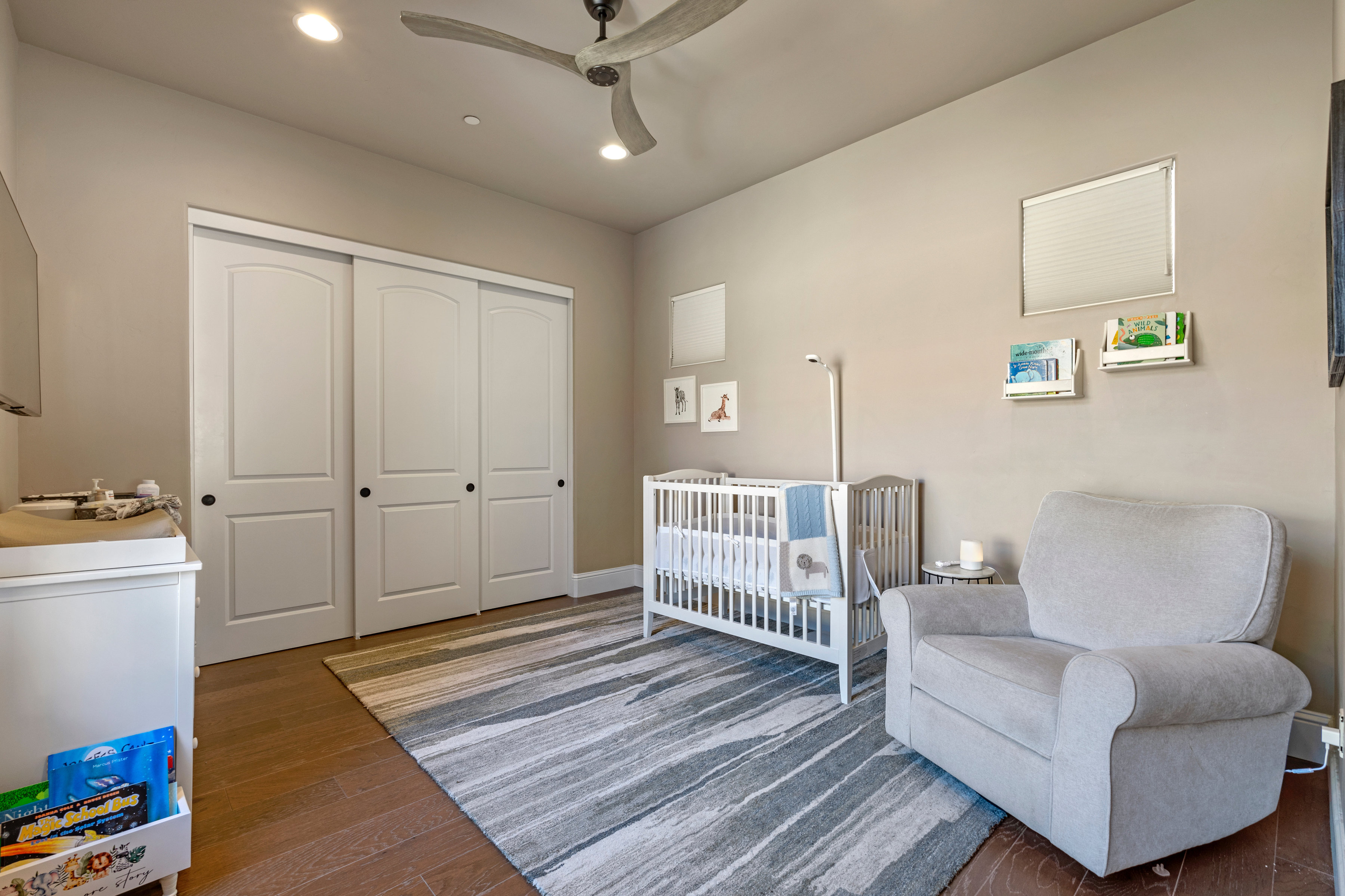  Luxurious Modern Farmhouse with Breathtaking Views - 物件實景