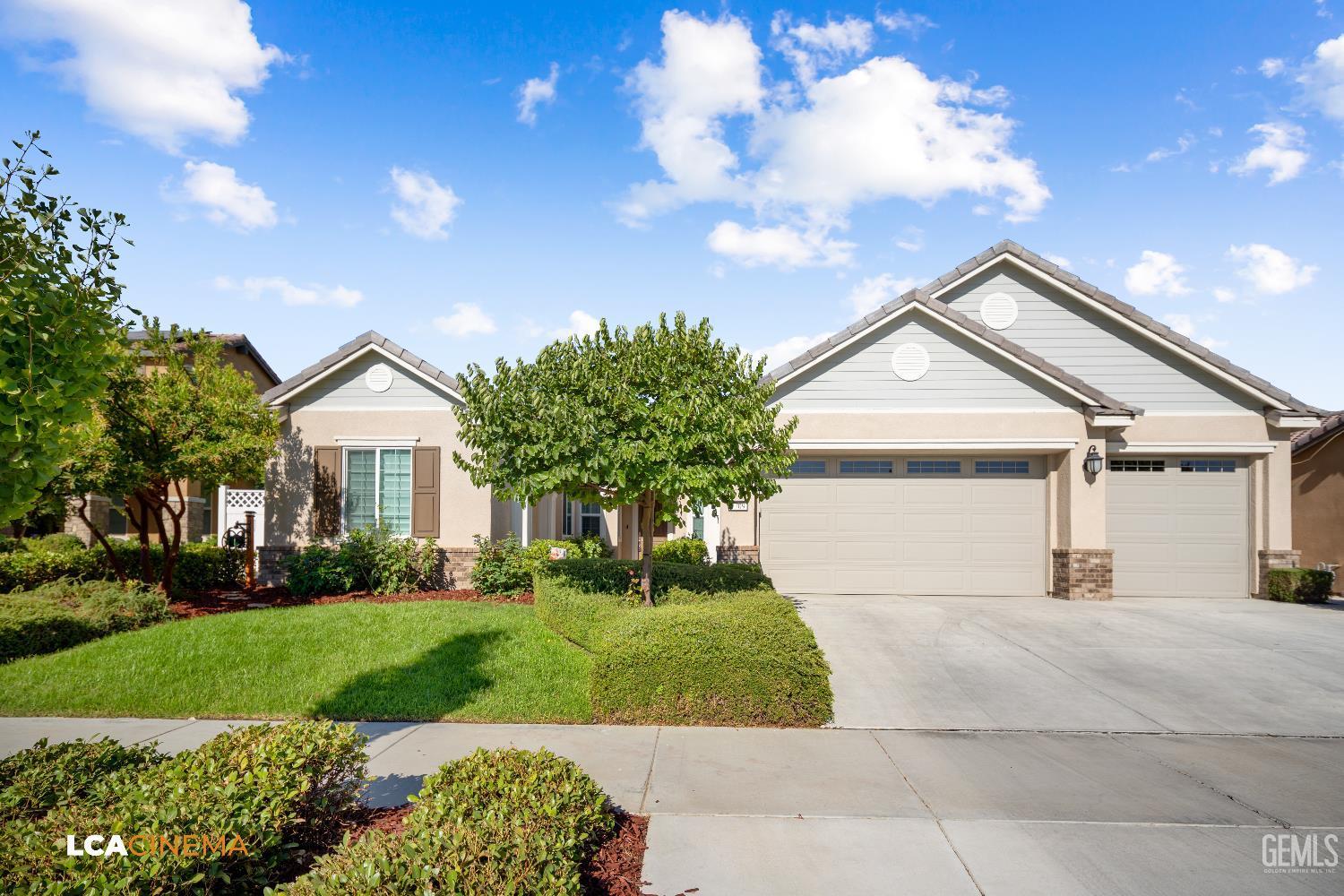 Bakersfield, California, 93311, United States, 4 Bedrooms Bedrooms, ,3 BathroomsBathrooms,Residential,For Sale,1906845