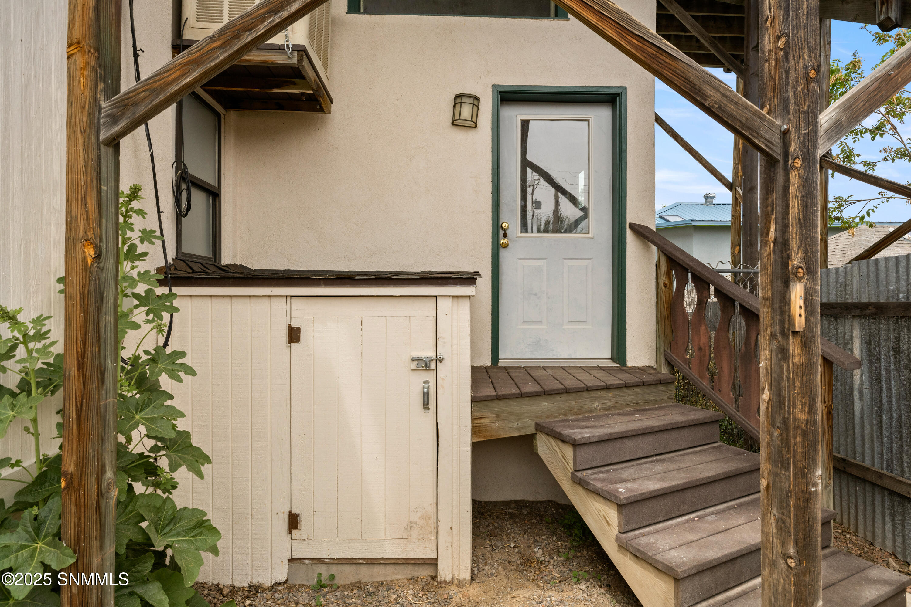 Silver City, New Mexico, 88061, United States, 5 Bedrooms Bedrooms, ,6 BathroomsBathrooms,Residential,For Sale,1986302