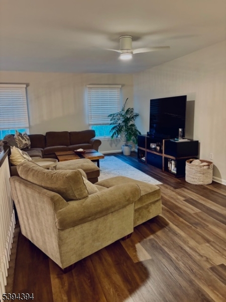 Clinton Twp., New Jersey, 08801, United States, 3 Bedrooms Bedrooms, ,3 BathroomsBathrooms,Residential,For Sale,1984953