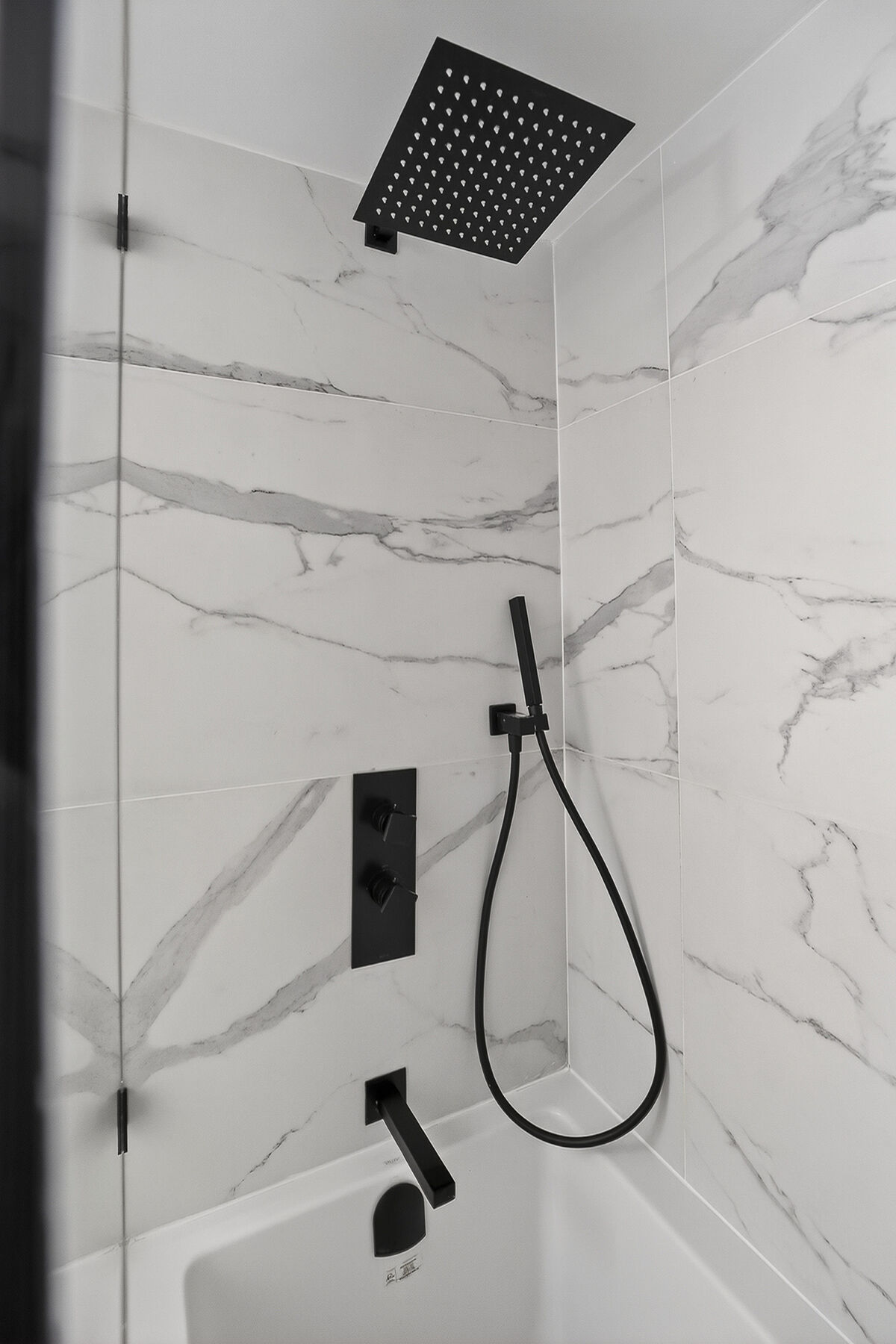  Impressive Coal Harbour Condo - 物件實景