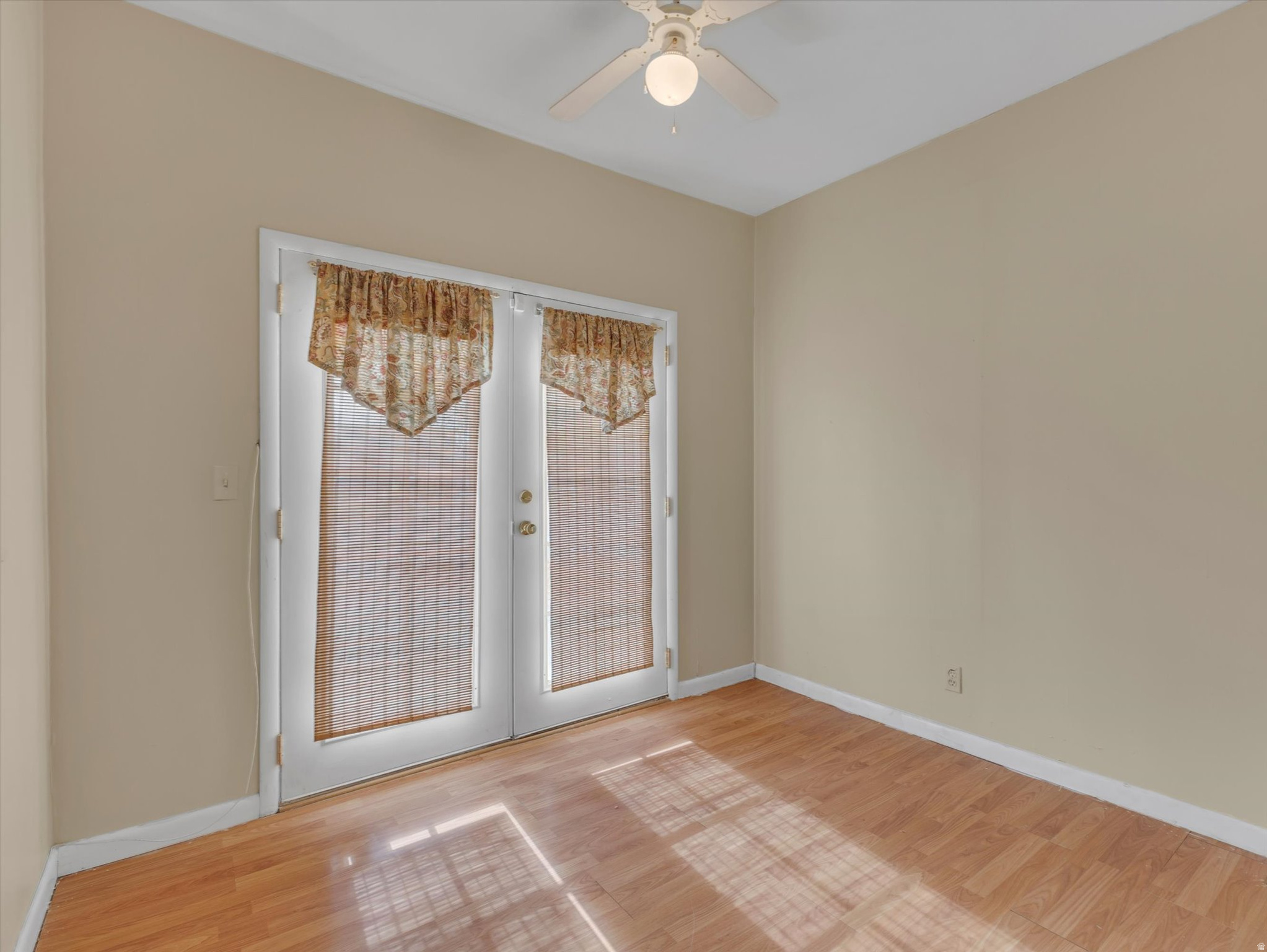 Roy, Utah, 84067, United States, 4 Bedrooms Bedrooms, ,1 BathroomBathrooms,Residential,For Sale,1997099