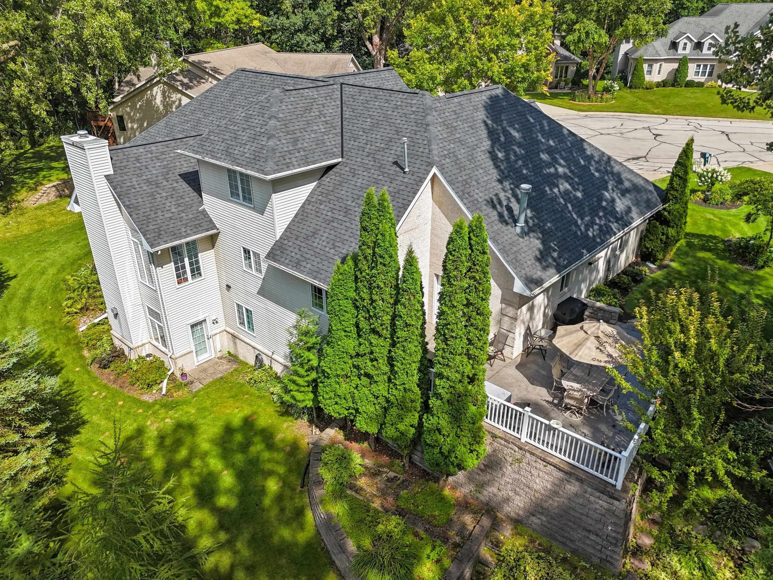 GREEN BAY, Wisconsin, 54302-5254, United States, 5 Bedrooms Bedrooms, ,4 BathroomsBathrooms,Residential,For Sale,1920394