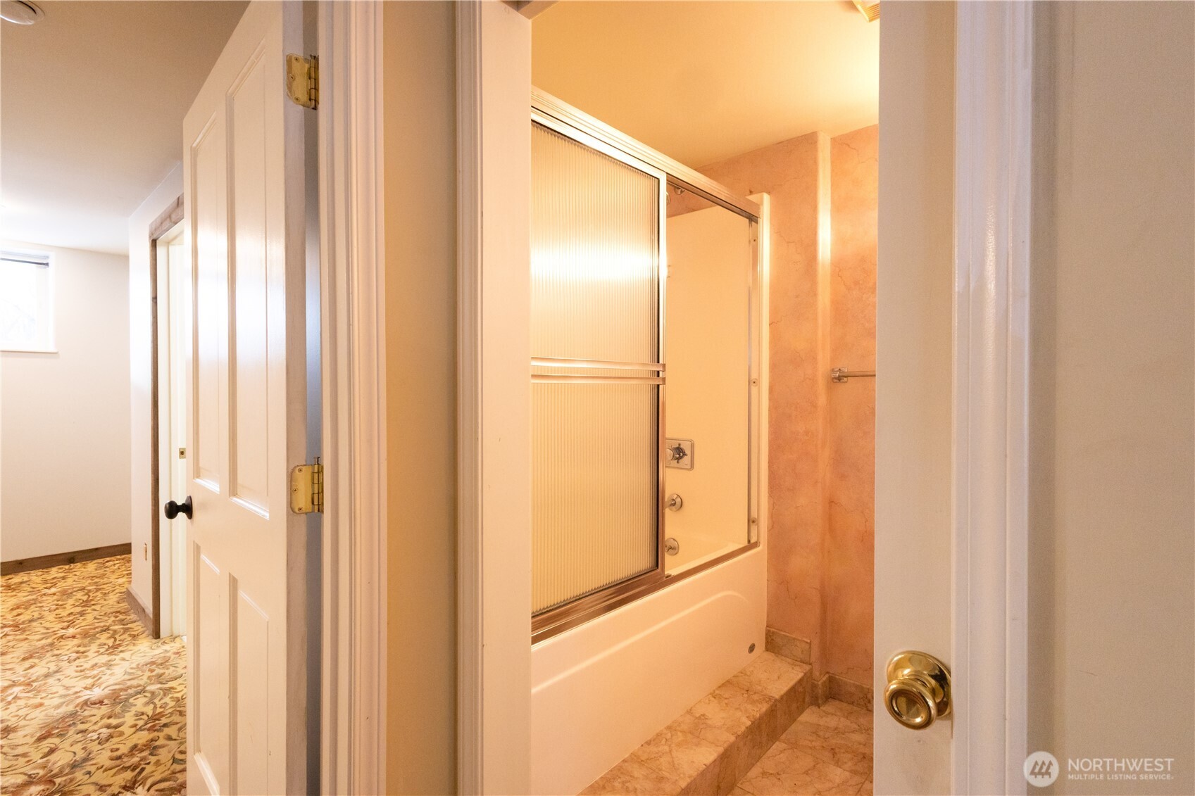 Roslyn, Washington, 98941, United States, 2 Bedrooms Bedrooms, ,2 BathroomsBathrooms,Residential,For Sale,2009097