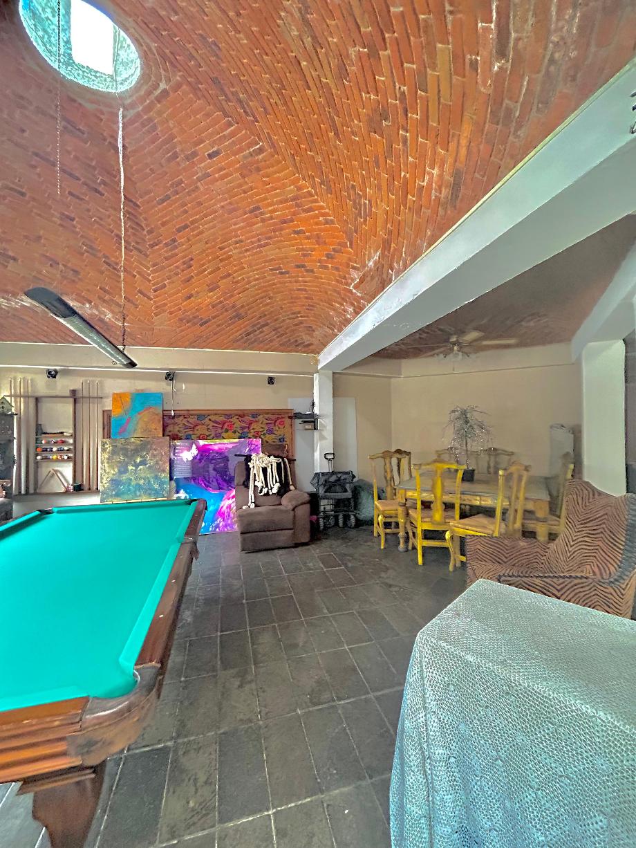 Saltillo, Coahuila de Zaragoza, 25204, Mexico, 4 Bedrooms Bedrooms, ,4 BathroomsBathrooms,Residential,For Sale,1821223
