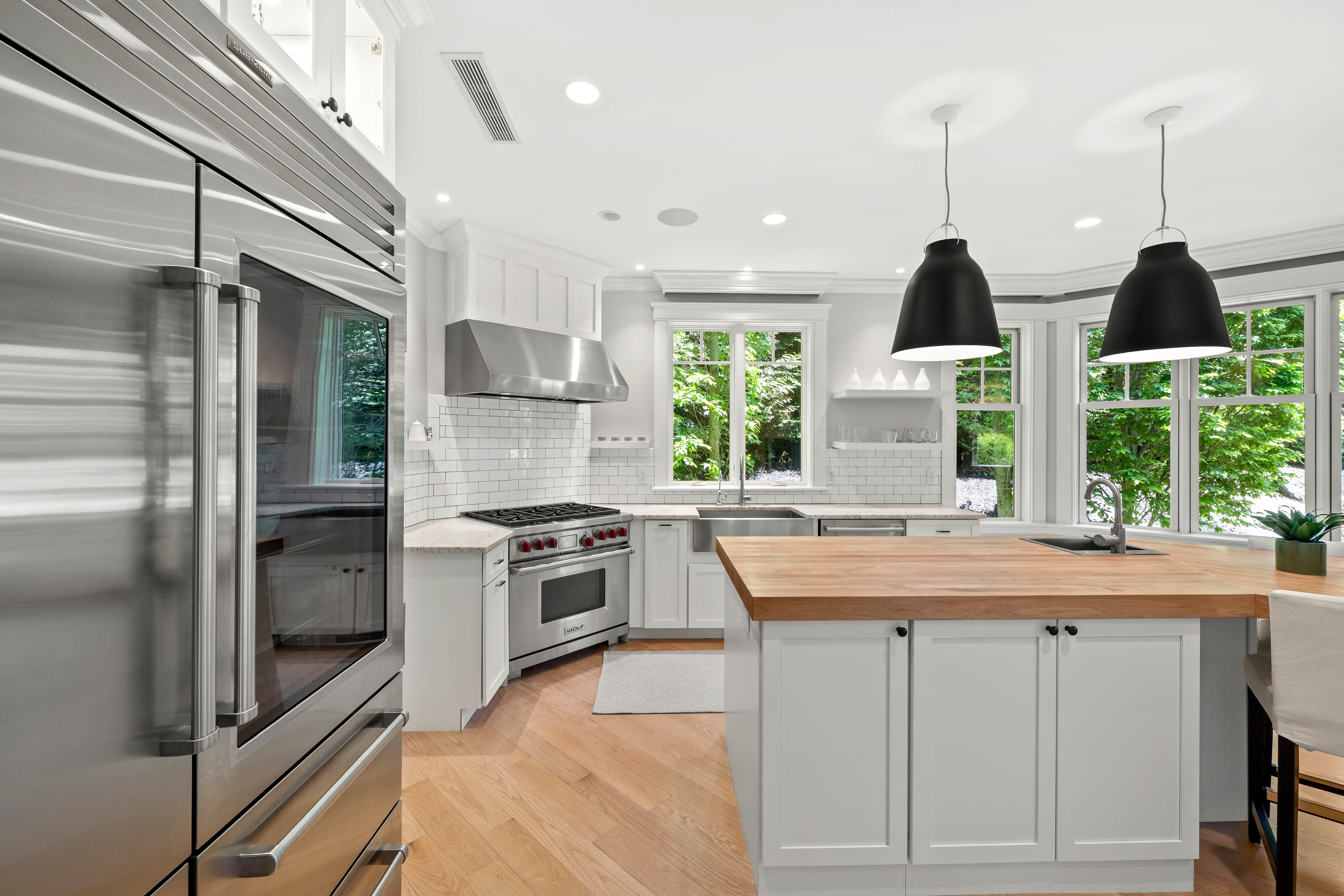  45 Whitehall Cir, Beverly, MA, 01915 - 物件實景