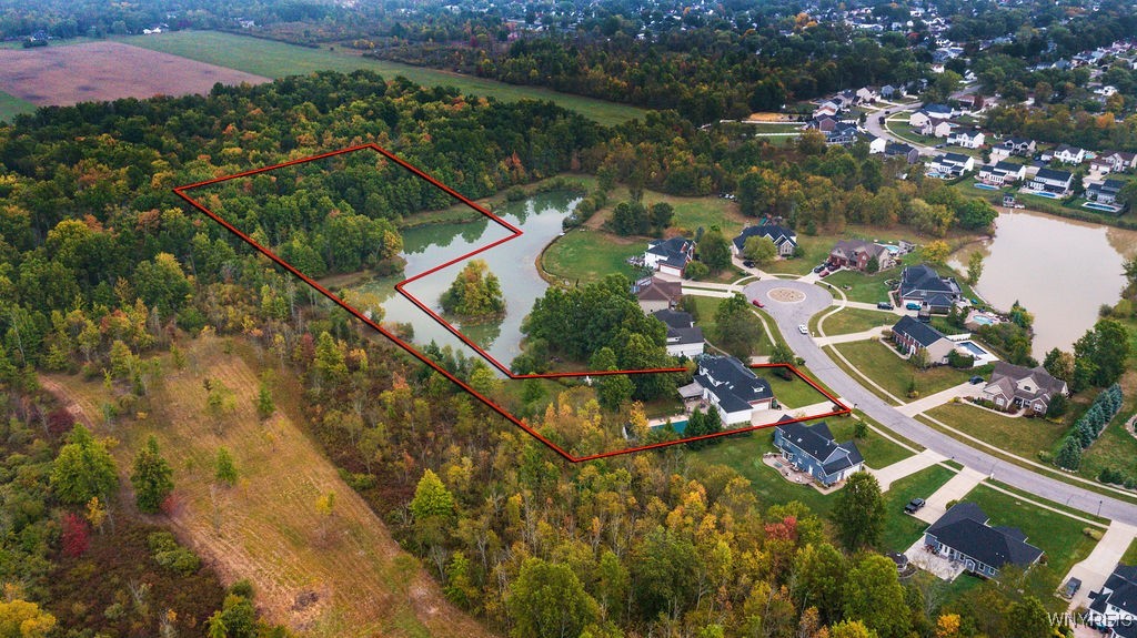 Grand Island, New York, 14072, United States, 4 Bedrooms Bedrooms, ,5 BathroomsBathrooms,Residential,For Sale,1975944