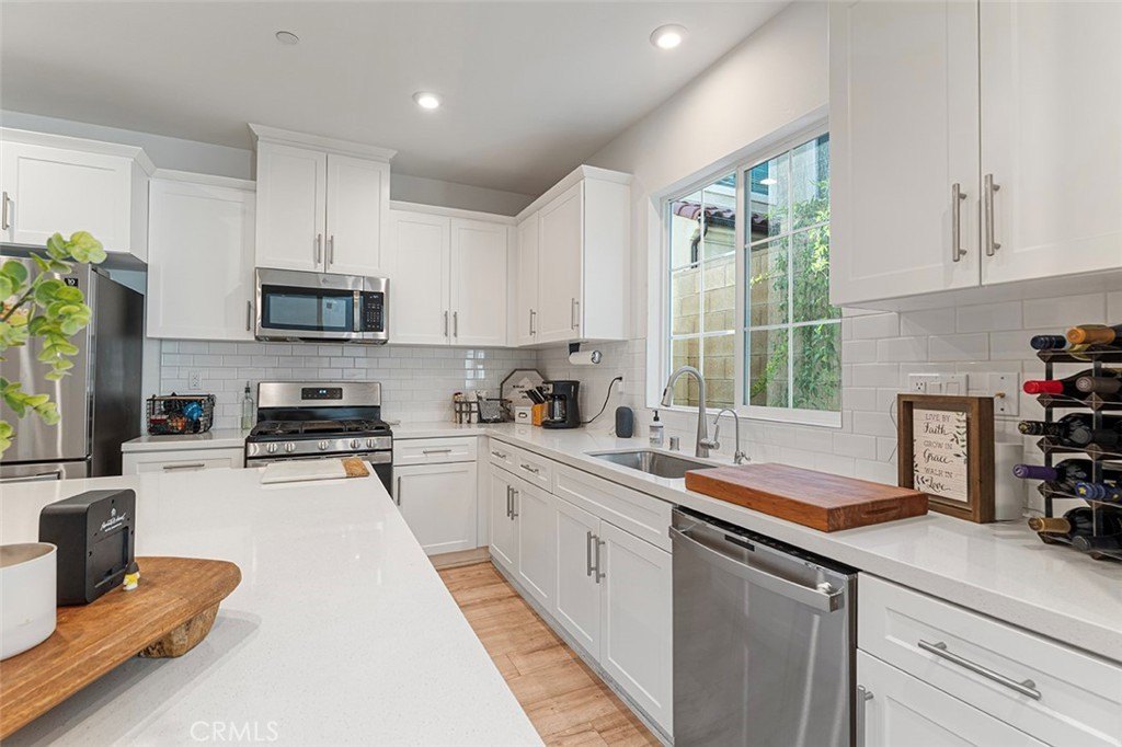 Fontana, California, 92336, United States, 3 Bedrooms Bedrooms, ,3 BathroomsBathrooms,Residential,For Sale,1928746