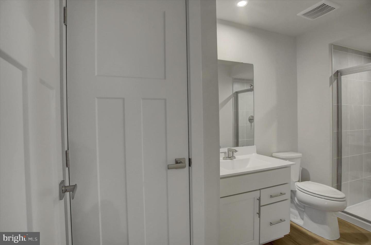 Greencastle, Pennsylvania, 17225, United States, 4 Bedrooms Bedrooms, ,4 BathroomsBathrooms,Residential,For Sale,1989287