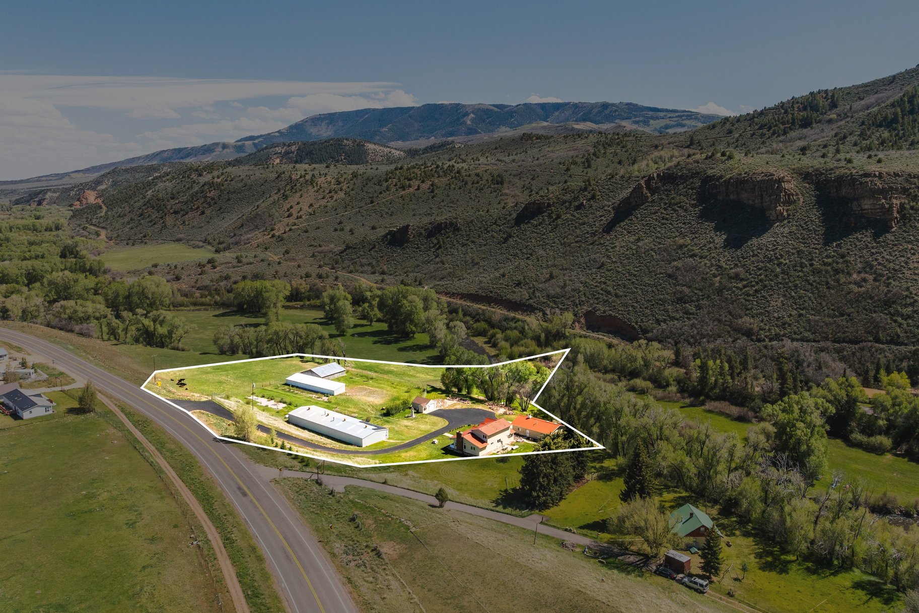  Your River. Your Life.  Riverfront Estate Near Heber City  Fly Fish & Solar - 物件實景