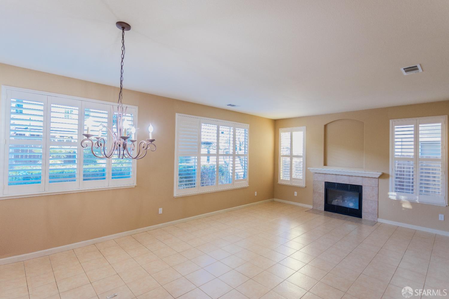 Antioch, California, 94531, United States, 4 Bedrooms Bedrooms, ,3 BathroomsBathrooms,Residential,For Sale,2038365