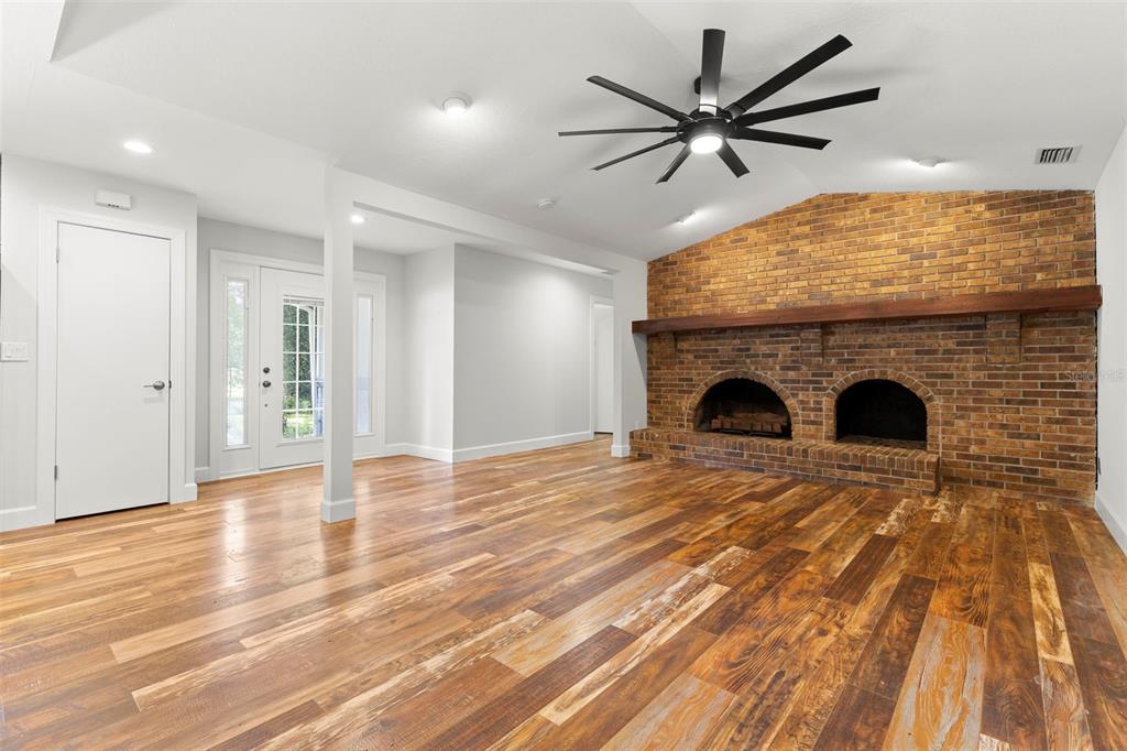 Brooksville, Florida, 34604, United States, 4 Bedrooms Bedrooms, ,3 BathroomsBathrooms,Residential,For Sale,1937827