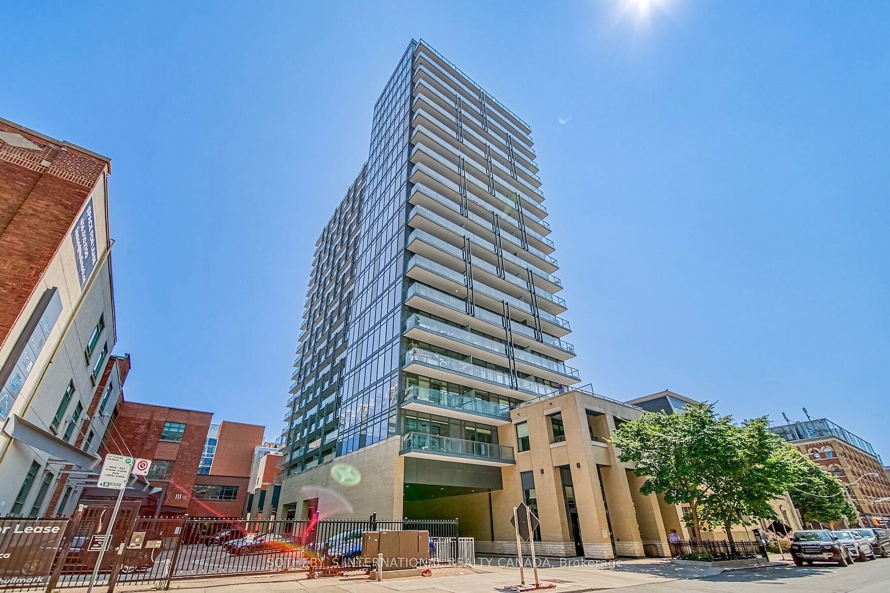  Post House Condos - 物件實景