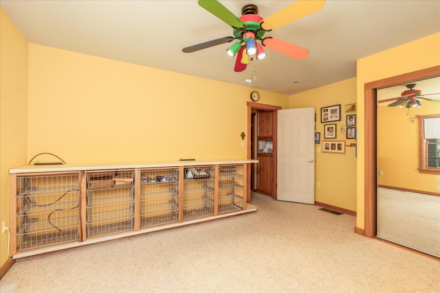 North Fork, California, 93643, United States, 4 Bedrooms Bedrooms, ,3 BathroomsBathrooms,Residential,For Sale,1974924