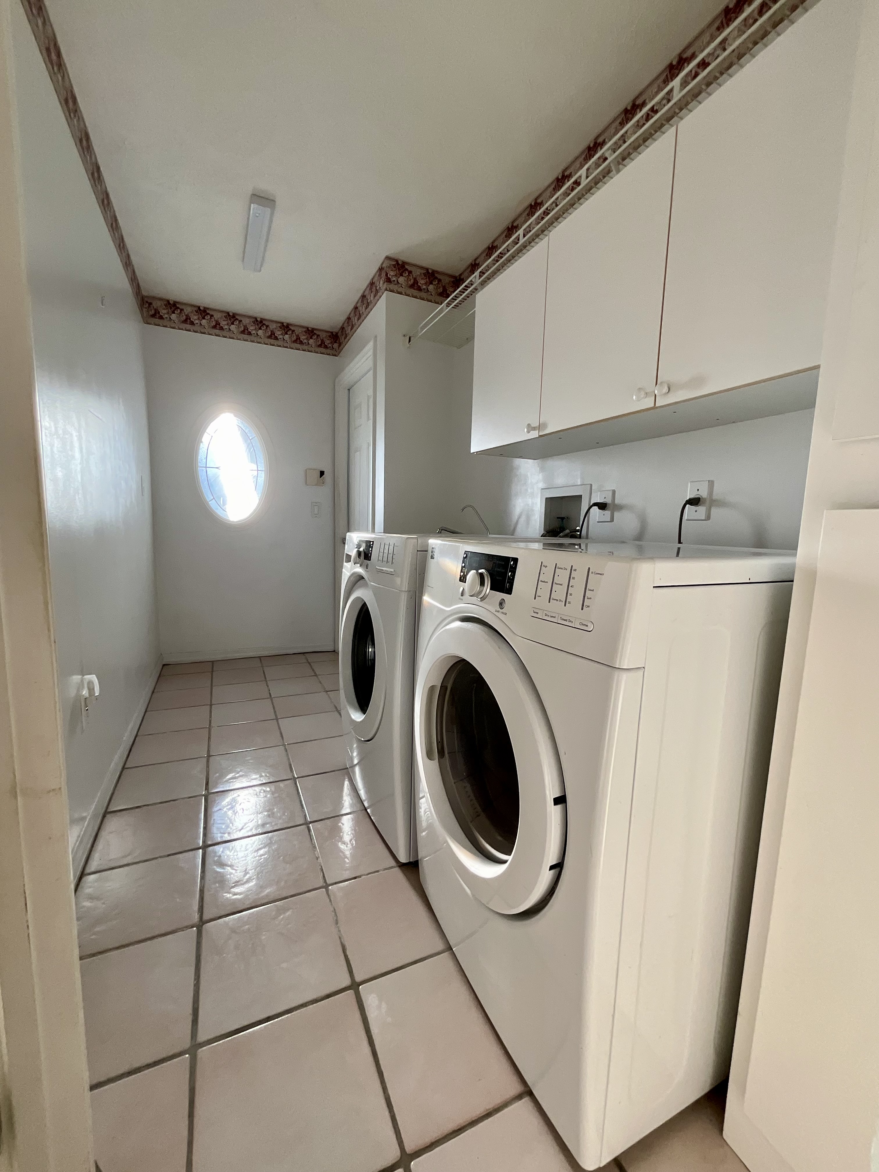 Silver Springs, Florida, 34488, United States, 4 Bedrooms Bedrooms, ,3 BathroomsBathrooms,Residential,For Sale,1981770