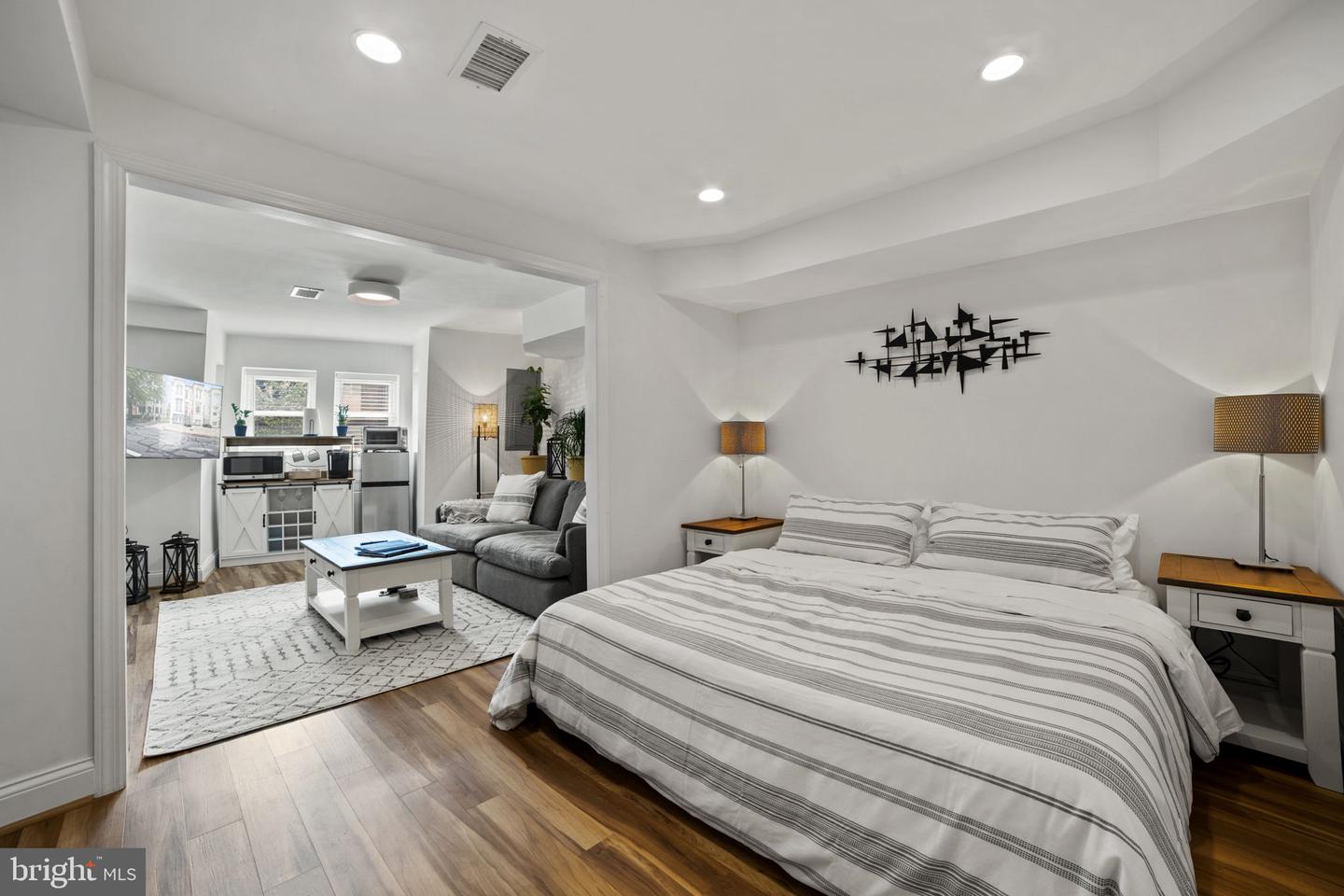 73 Florida Avenue NW, Washington, District of Columbia, 20001, United States, 3 Bedrooms Bedrooms, ,2 BathroomsBathrooms,Residential,For Sale,73 Florida Avenue NW,1682331