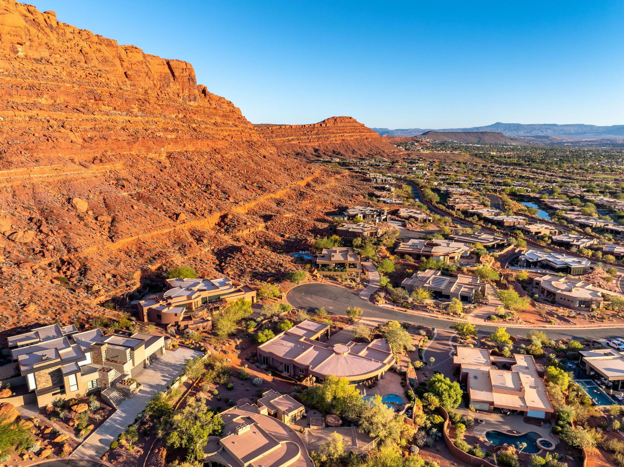 St George, Utah, 84770, United States, 4 Bedrooms Bedrooms, ,5 BathroomsBathrooms,Residential,For Sale,1976696